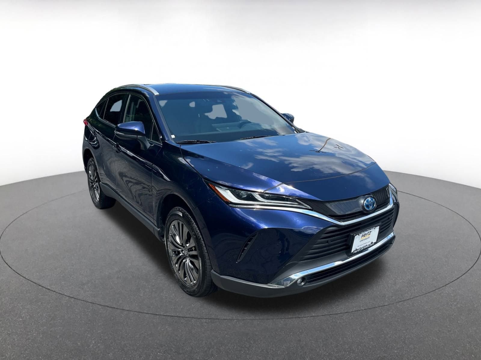 Thumbnail: 2023 Toyota Venza - 1