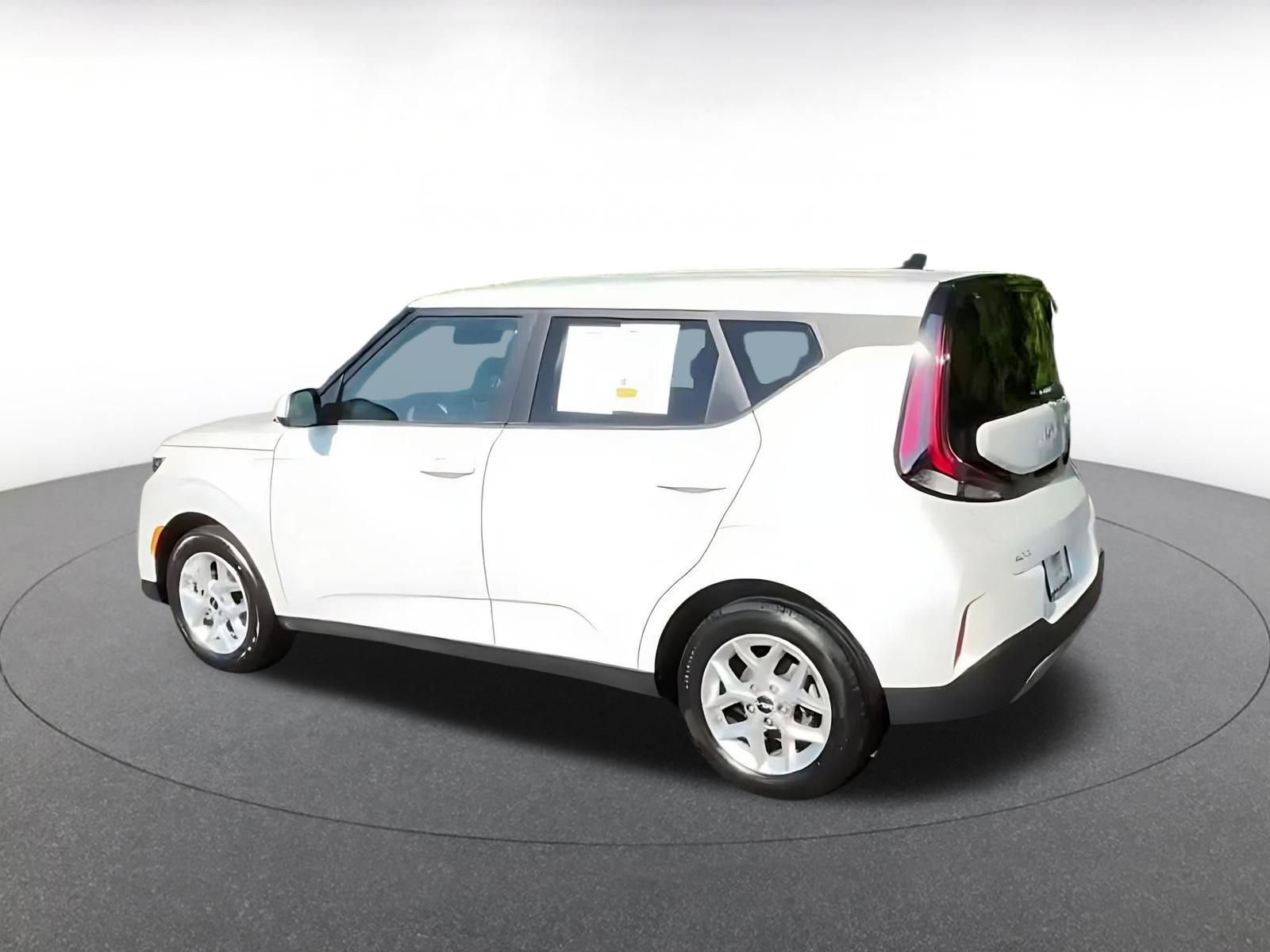 Thumbnail: 2025 Kia Soul - 10