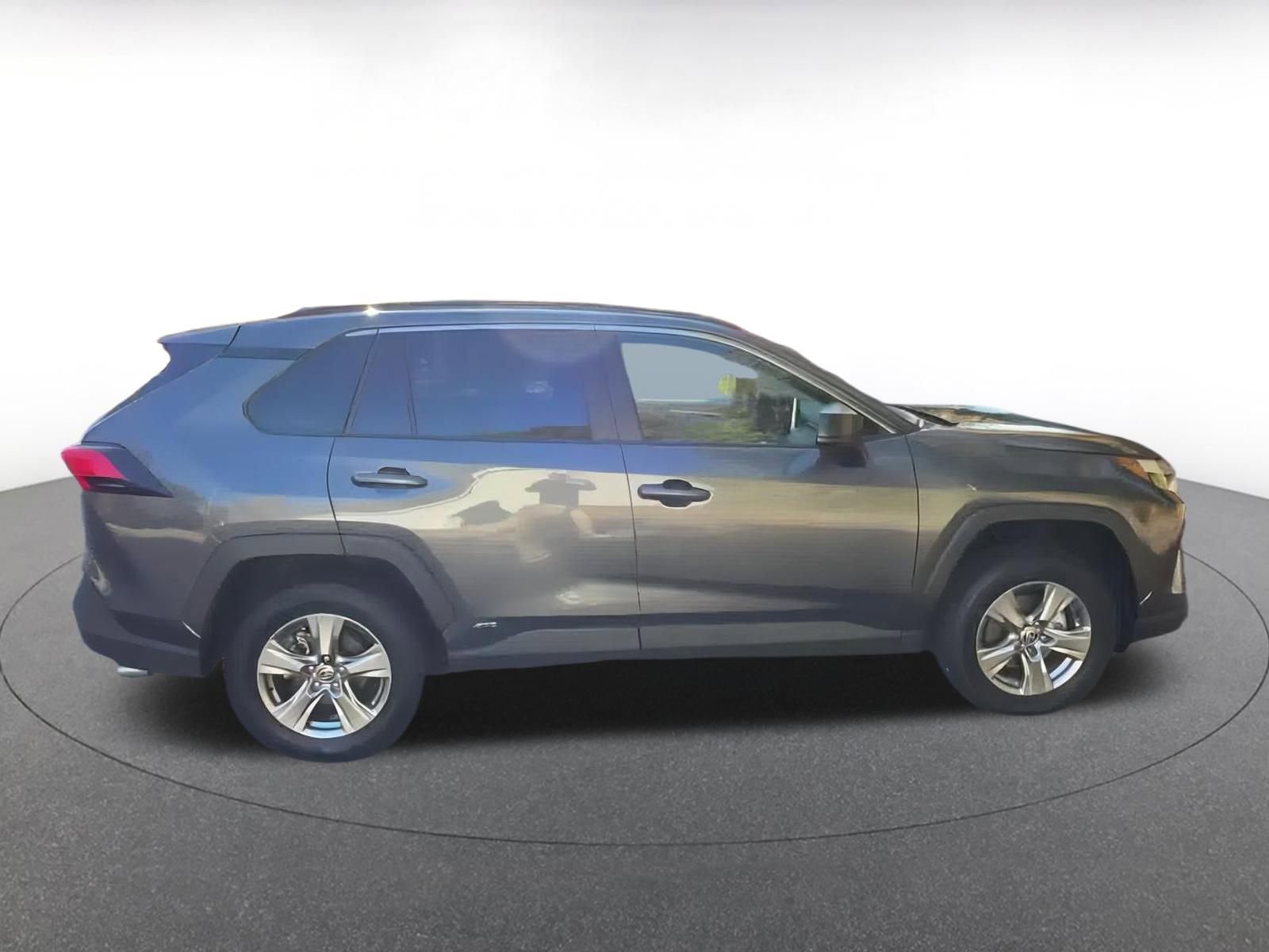 Thumbnail: 2025 Toyota RAV4 - 16