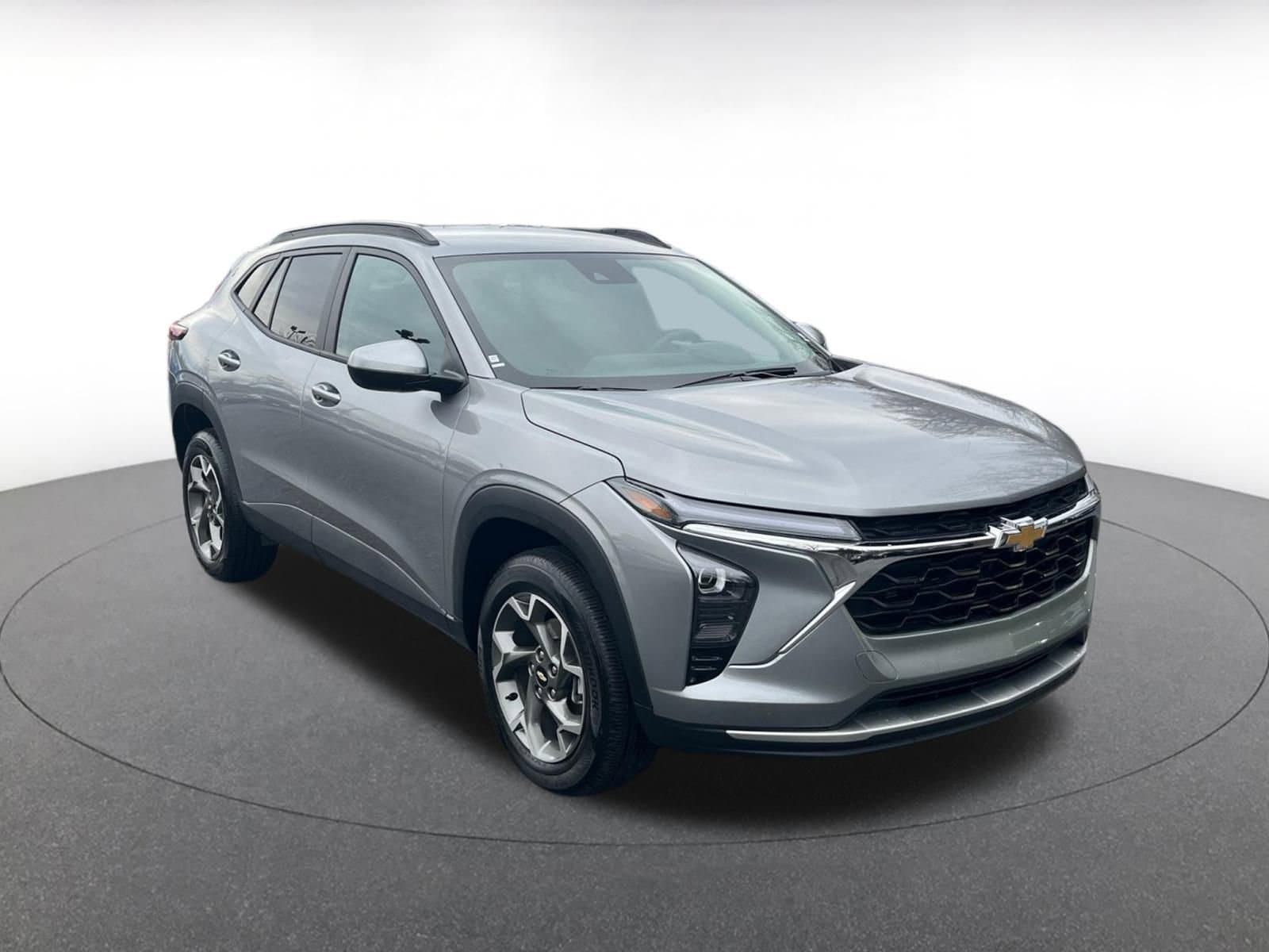 Thumbnail: 2025 Chevrolet Trax - 1