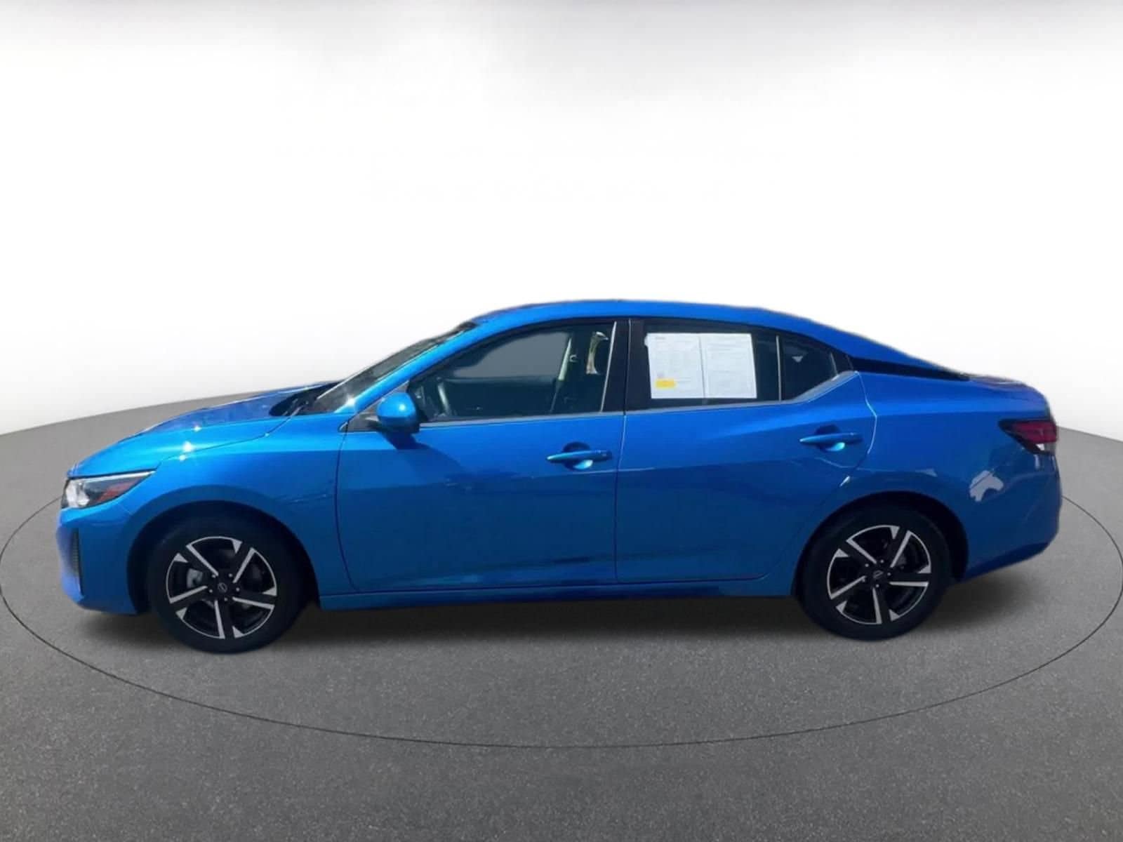 Thumbnail: 2025 Nissan Sentra - 9