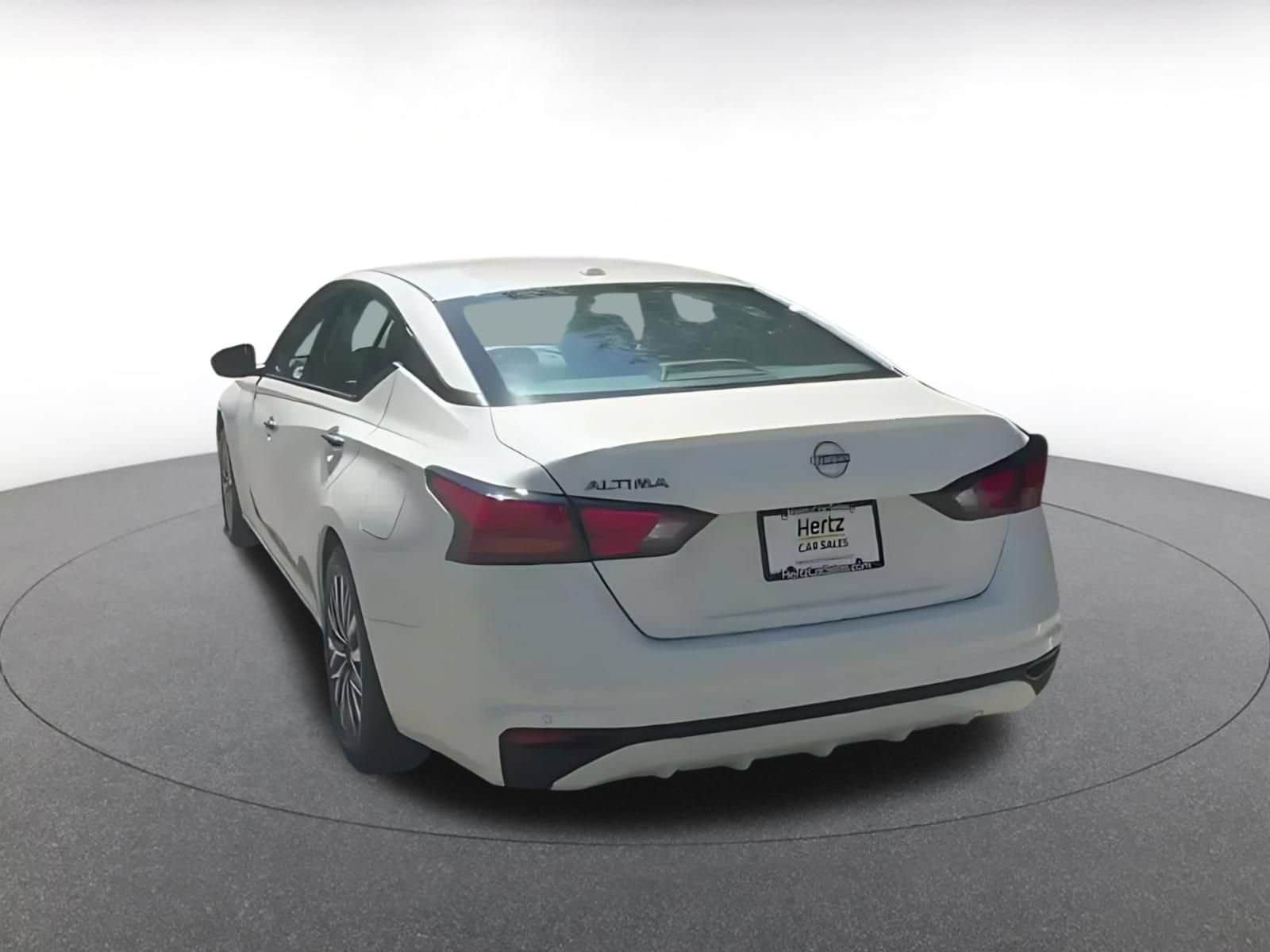 Thumbnail: 2025 Nissan Altima - 10