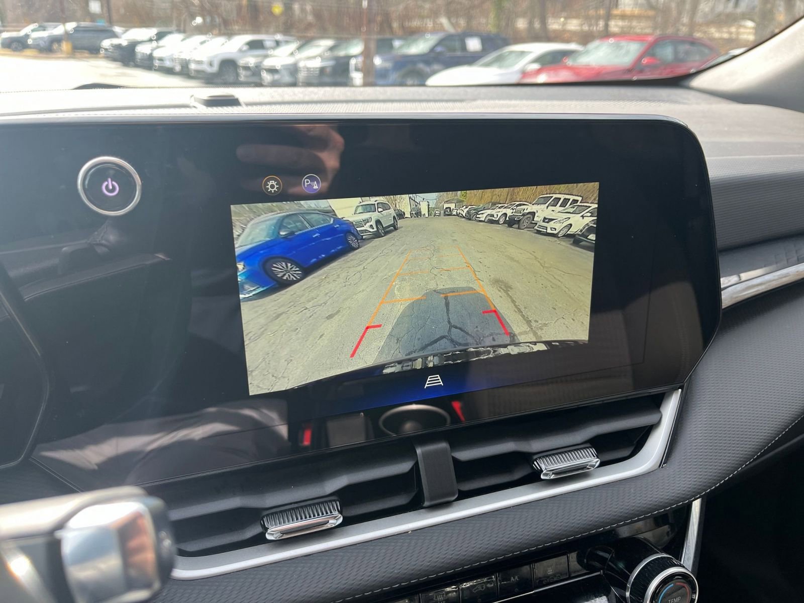 Thumbnail: 2025 Chevrolet Equinox - 20