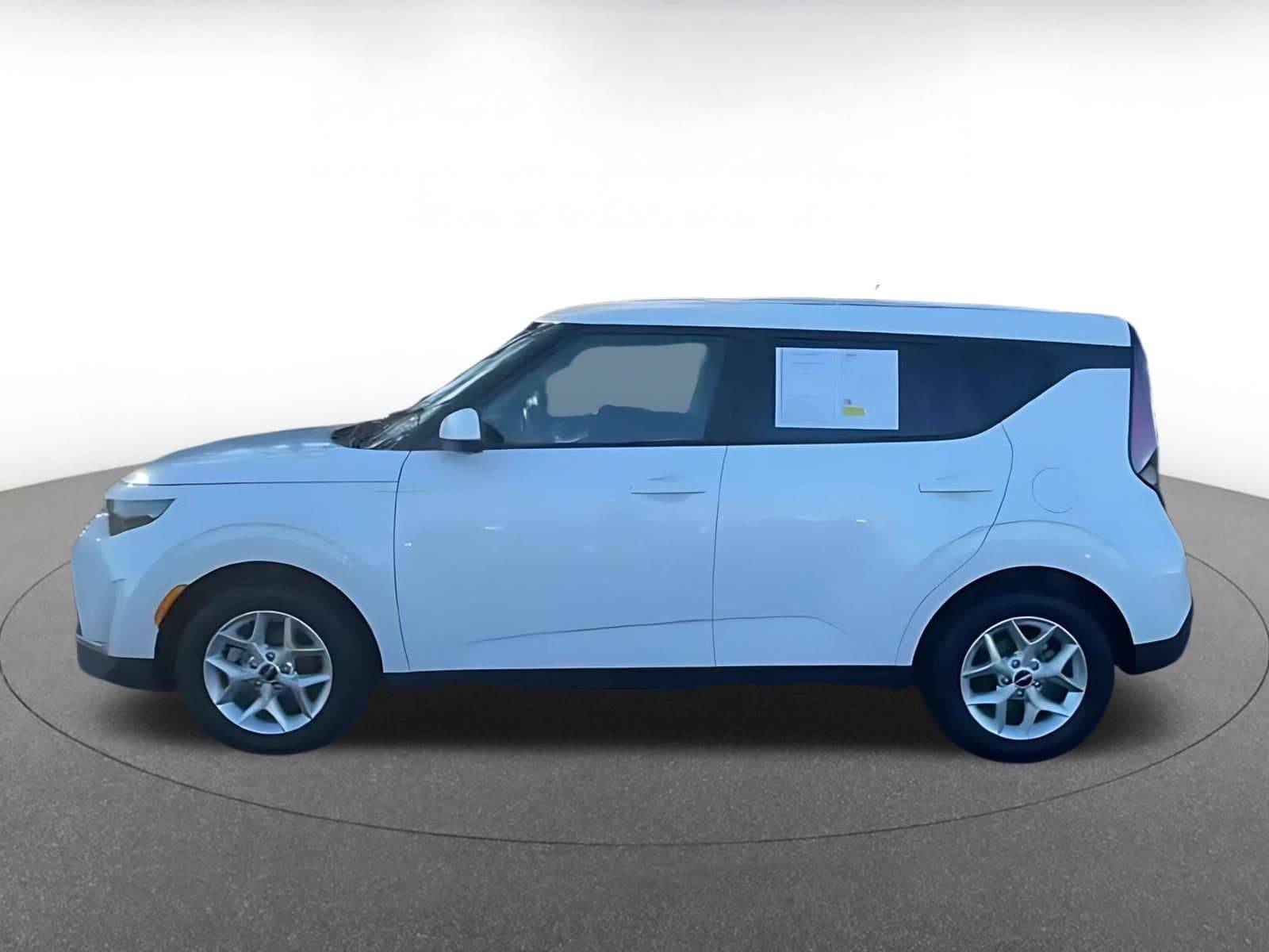 Thumbnail: 2025 Kia Soul - 8