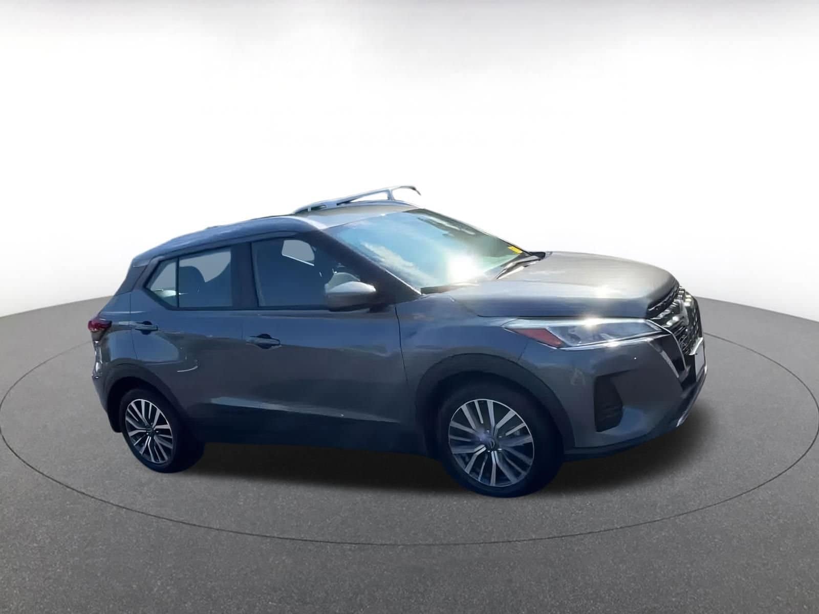 Thumbnail: 2024 Nissan Kicks - 2
