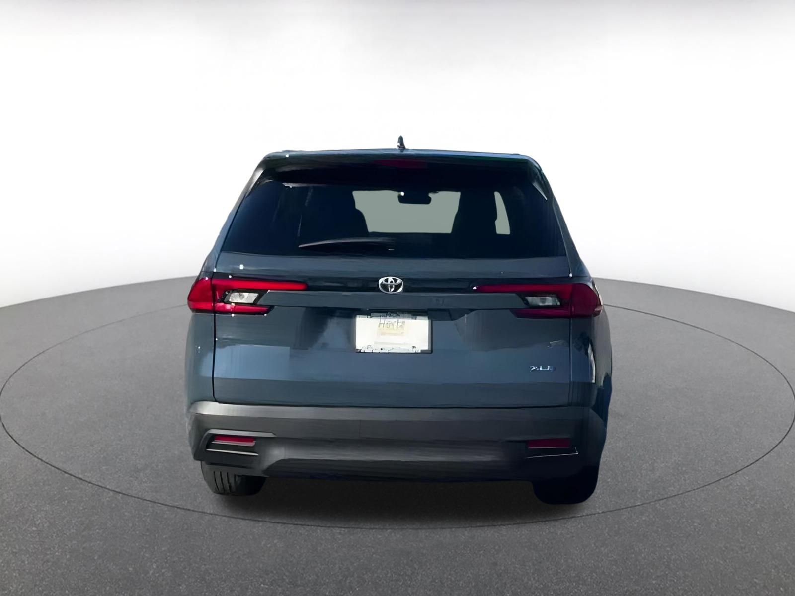 Thumbnail: 2025 Toyota Grand Highlander - 12