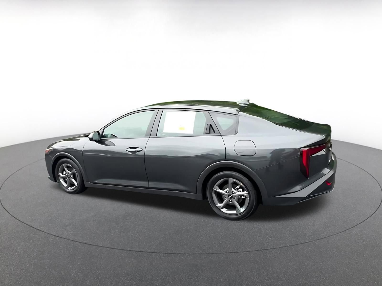 Thumbnail: 2025 Kia K4 - 10