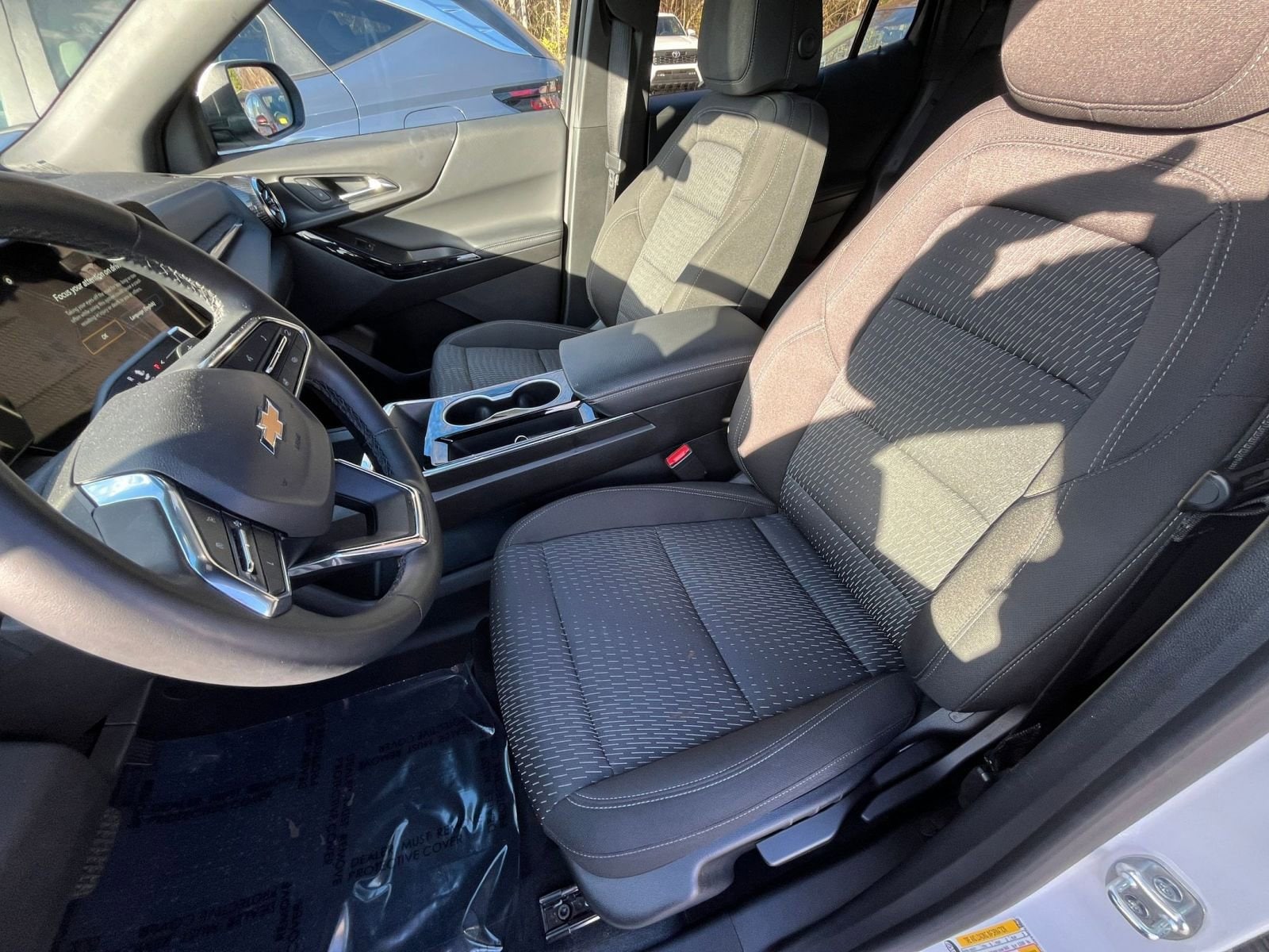 Thumbnail: 2025 Chevrolet Equinox - 30