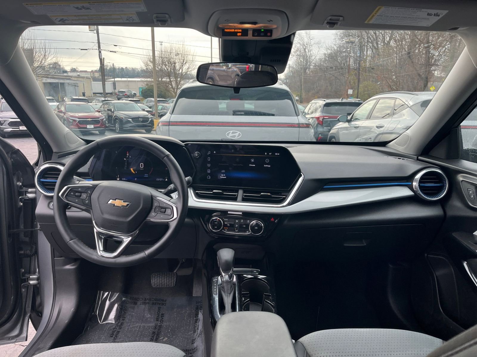 Thumbnail: 2025 Chevrolet Trax - 27