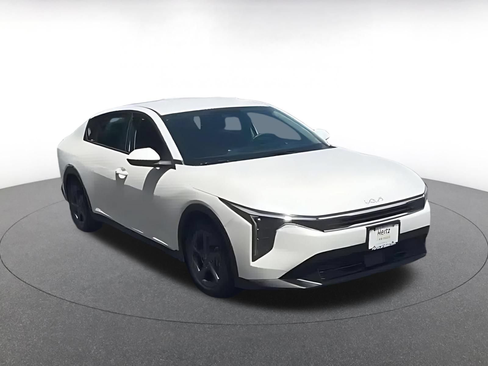 Thumbnail: 2026 Kia K4 - 3