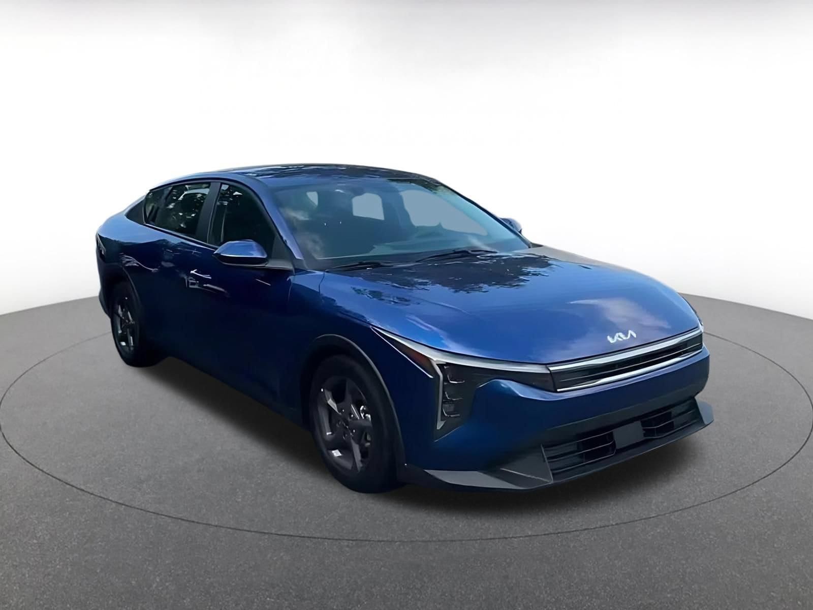Thumbnail: 2025 Kia K4 - 3