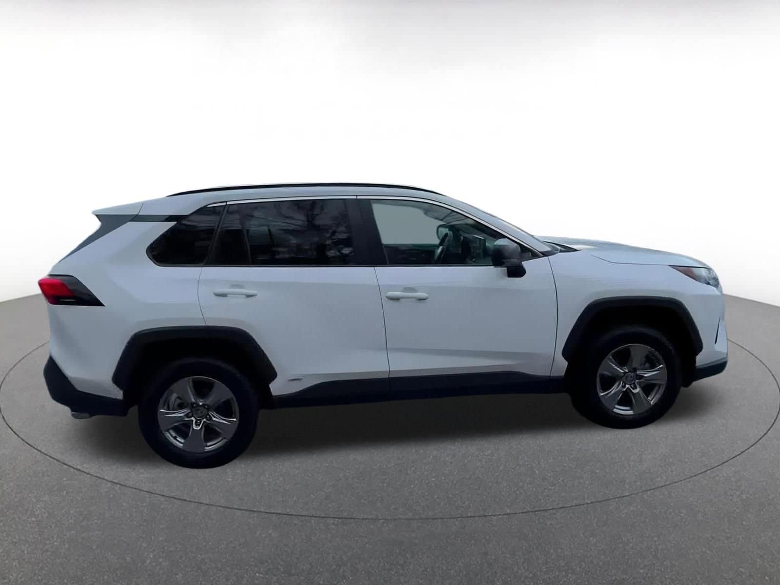 Thumbnail: 2025 Toyota RAV4 - 16