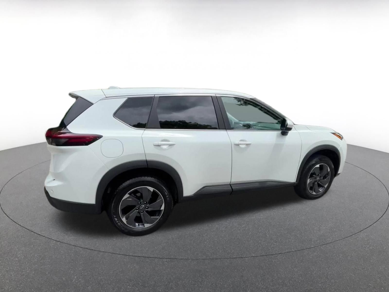 Thumbnail: 2025 Nissan Rogue - 15