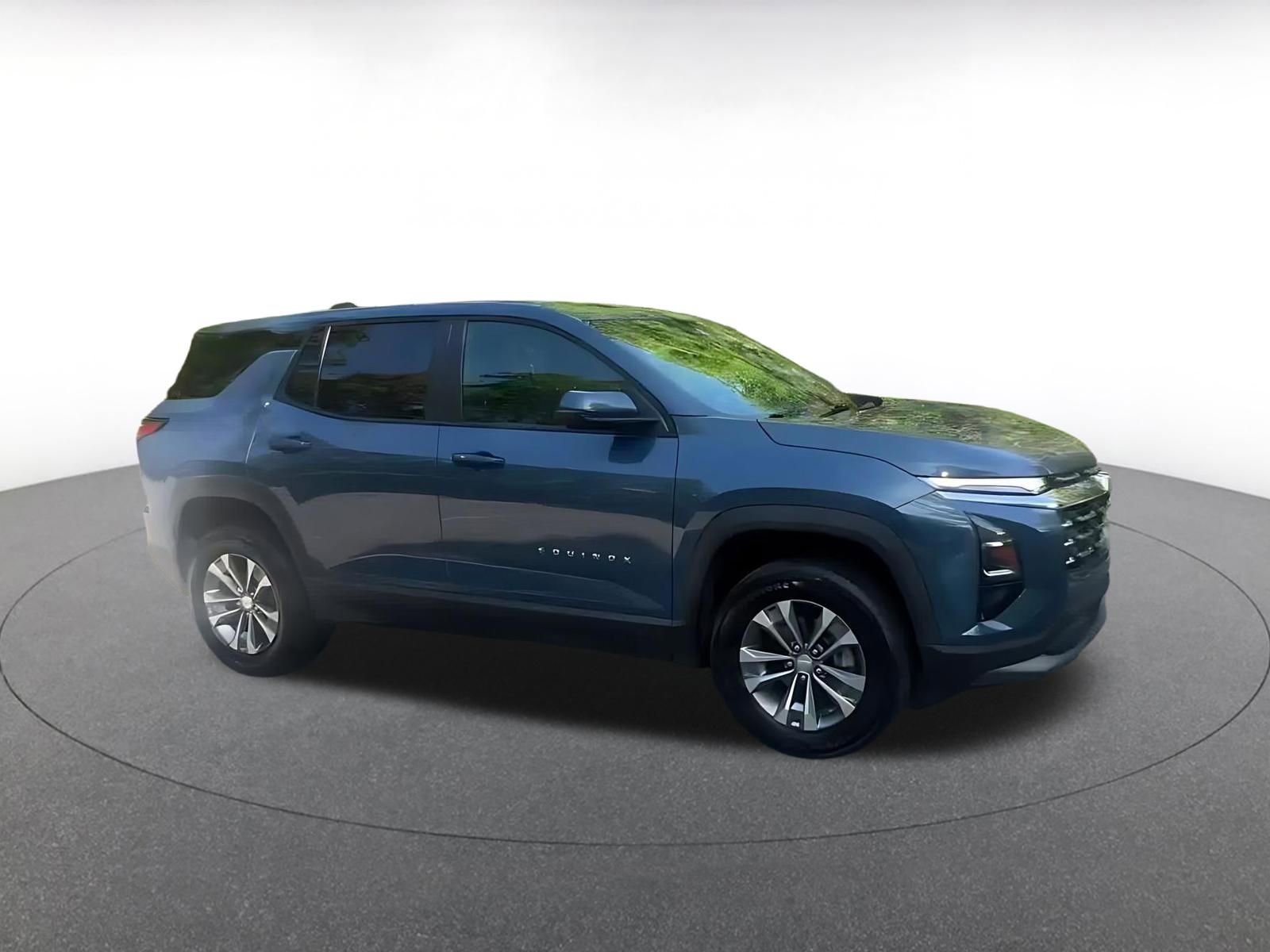 Thumbnail: 2025 Chevrolet Equinox - 2