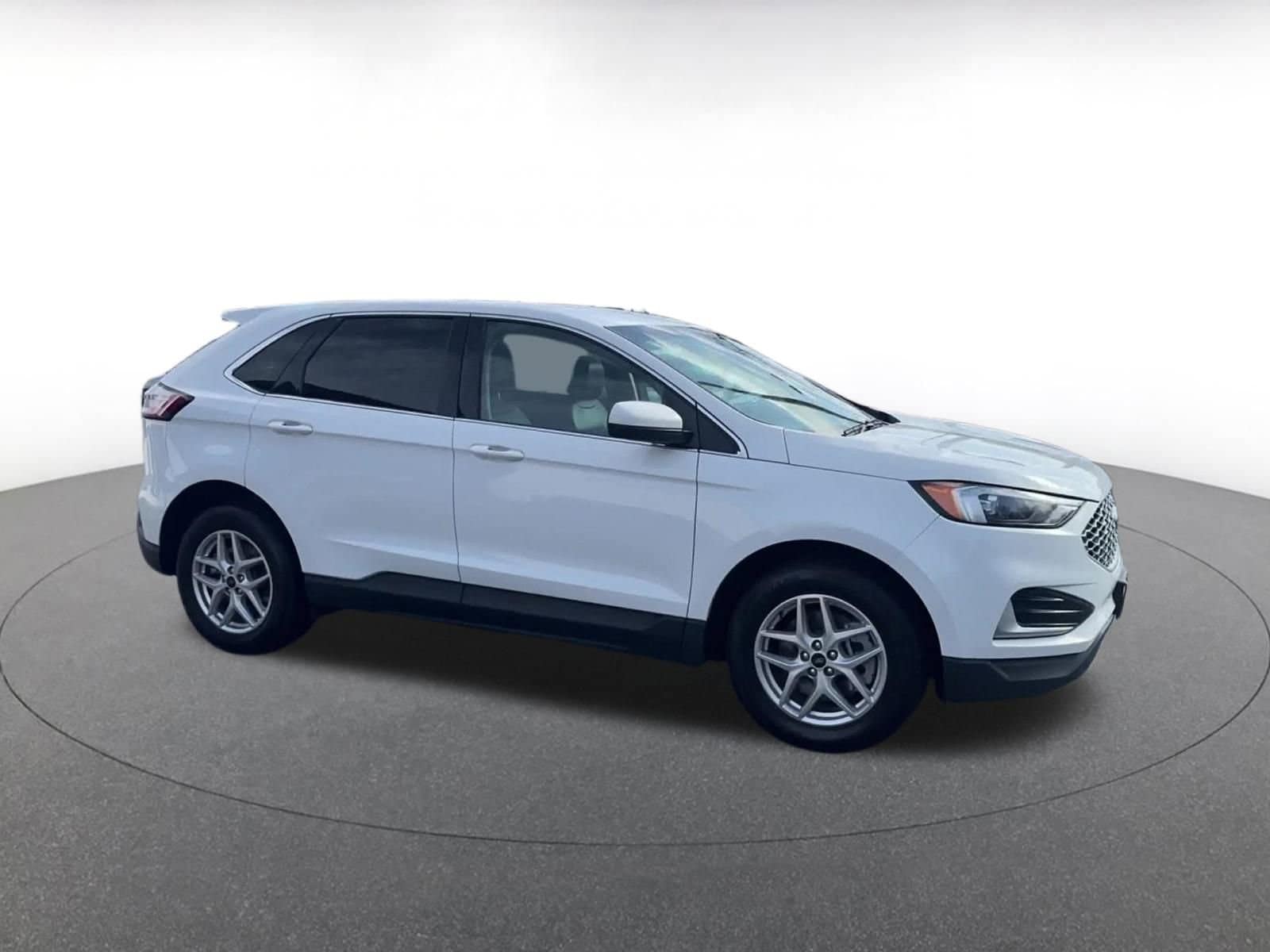 Thumbnail: 2024 Ford Edge - 1
