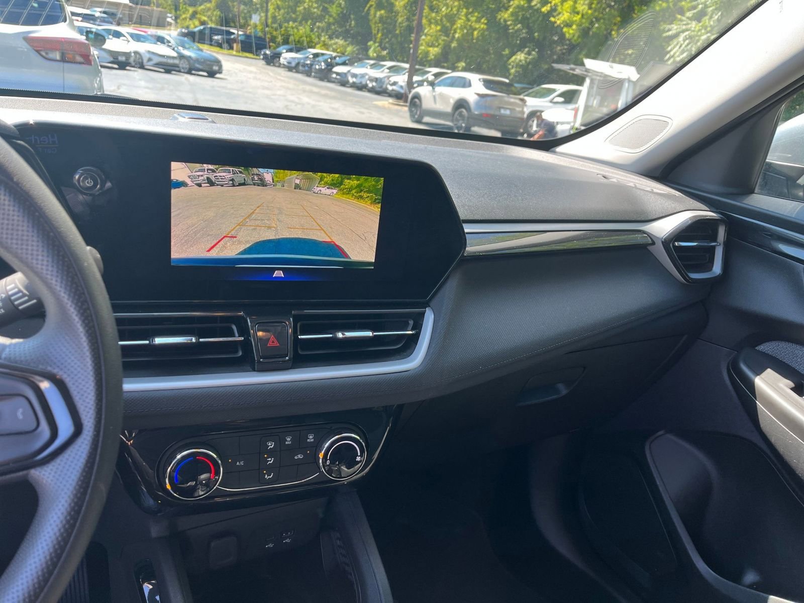 Thumbnail: 2024 Chevrolet TrailBlazer - 17