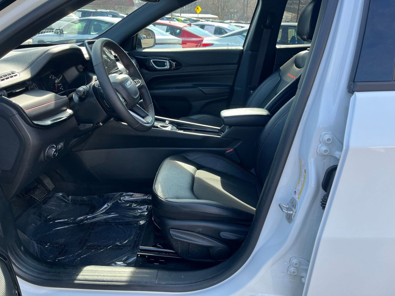 Thumbnail: 2025 Jeep Compass - 22