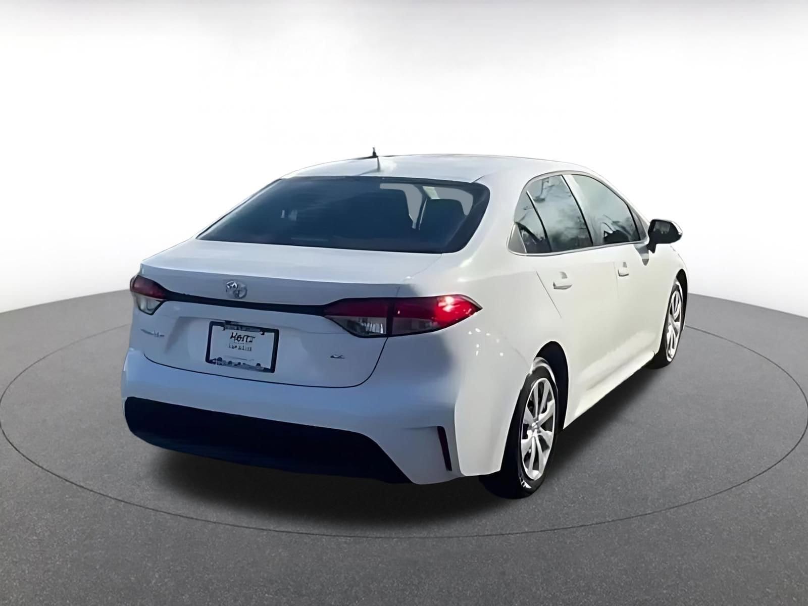 Thumbnail: 2025 Toyota Corolla - 11