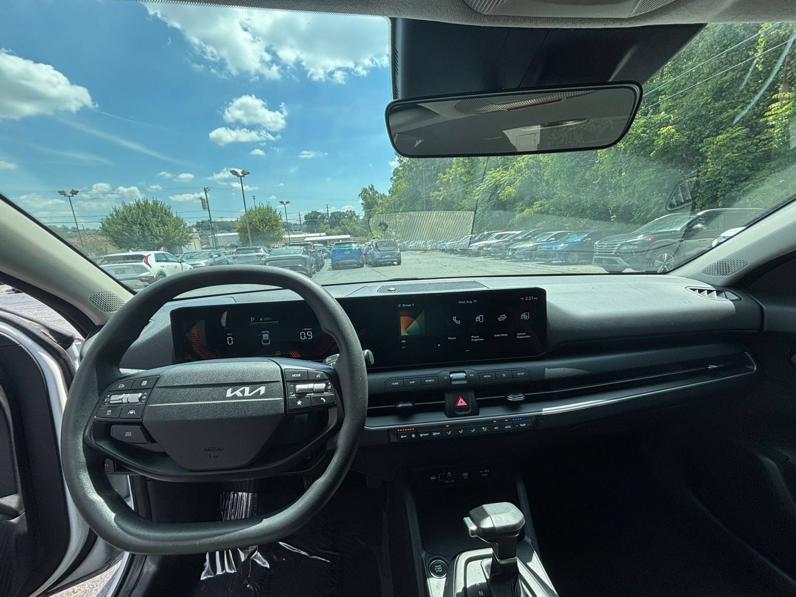 Thumbnail: 2026 Kia K4 - 28