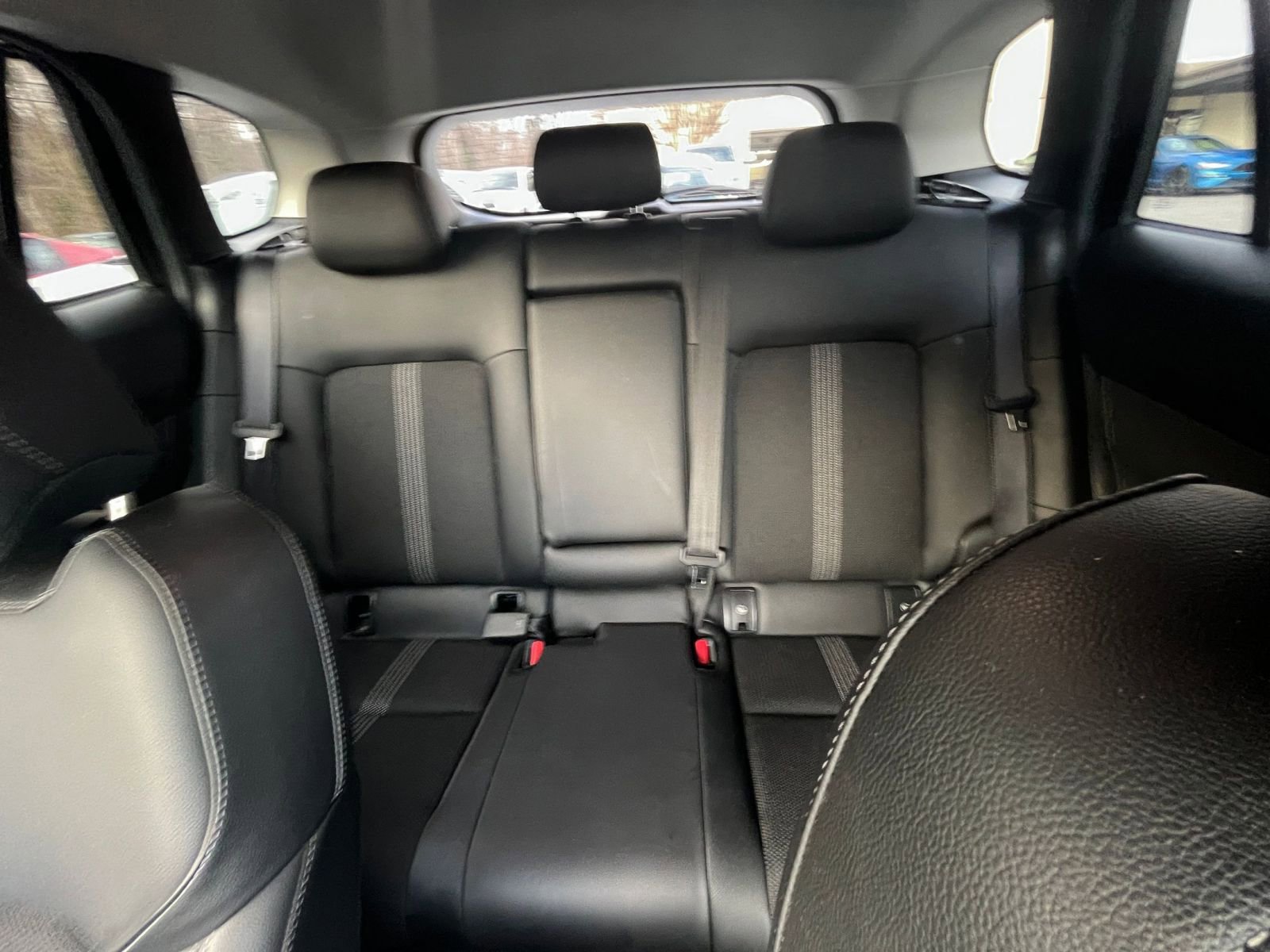 Thumbnail: 2025 Mazda CX-50 - 33