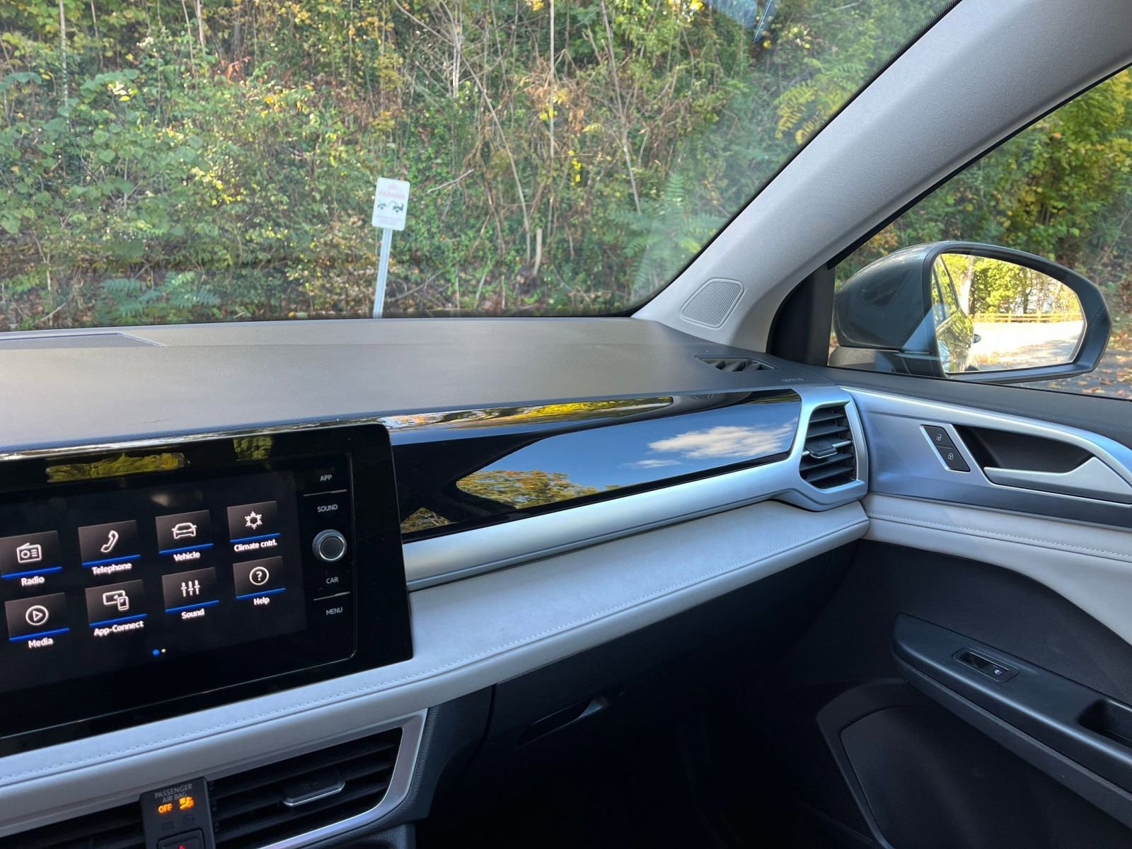 Thumbnail: 2025 Volkswagen Taos - 31