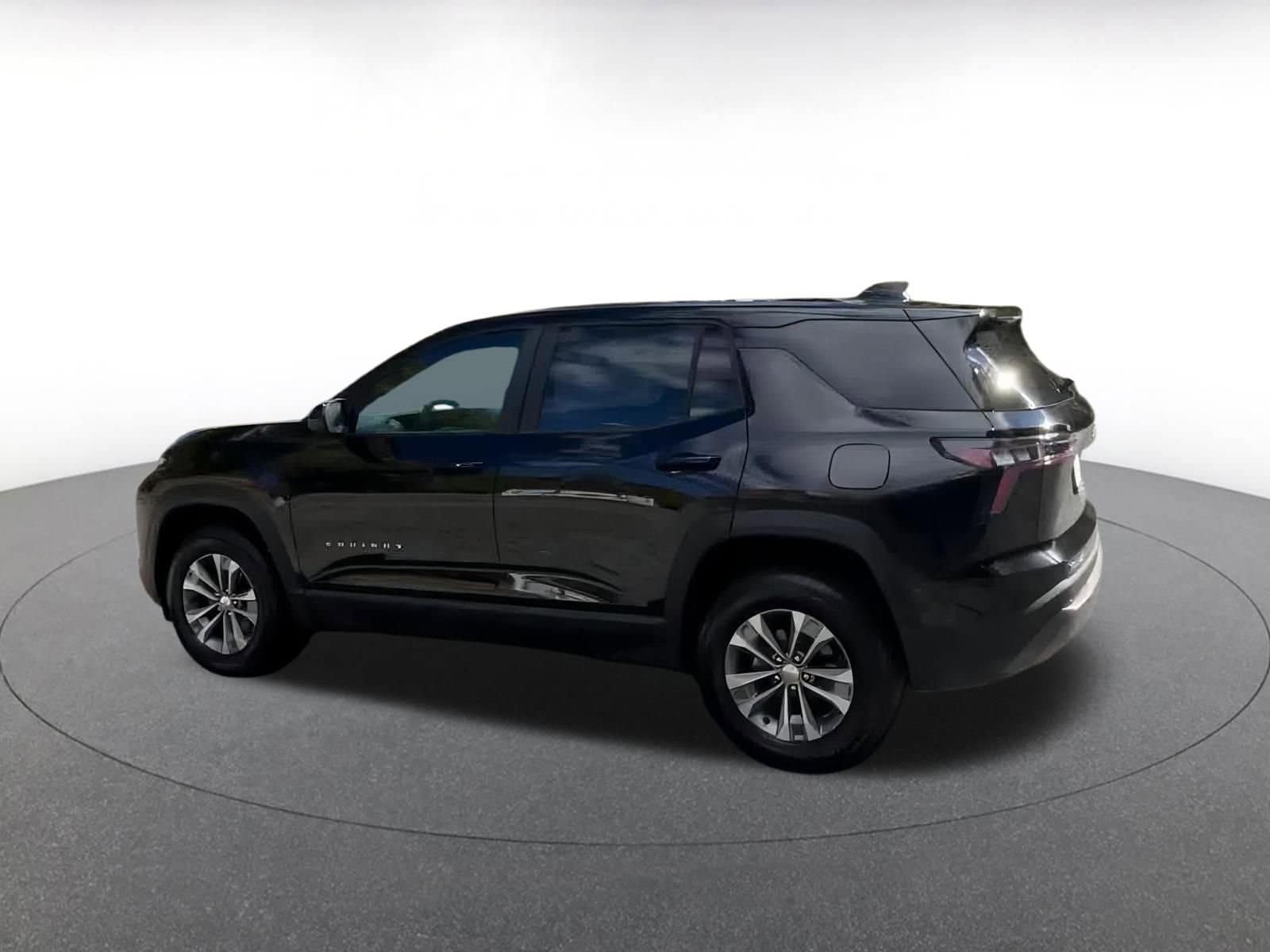 Thumbnail: 2025 Chevrolet Equinox - 10