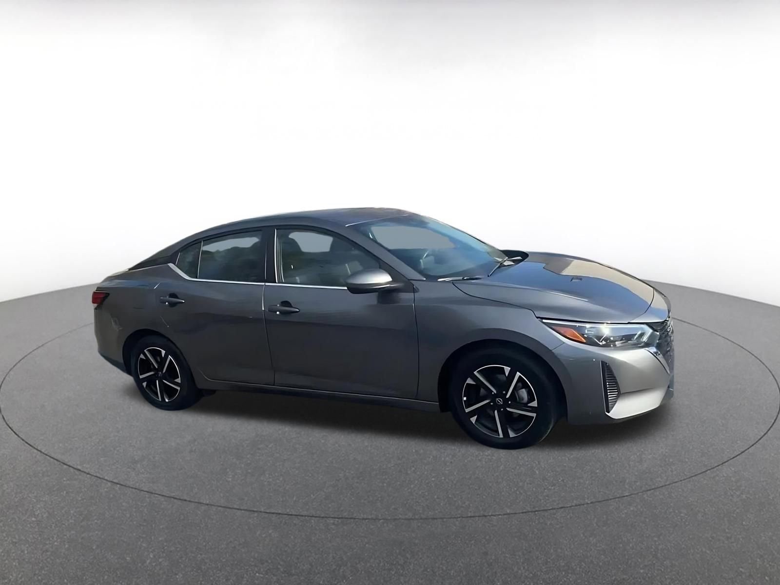 Thumbnail: 2025 Nissan Sentra - 2