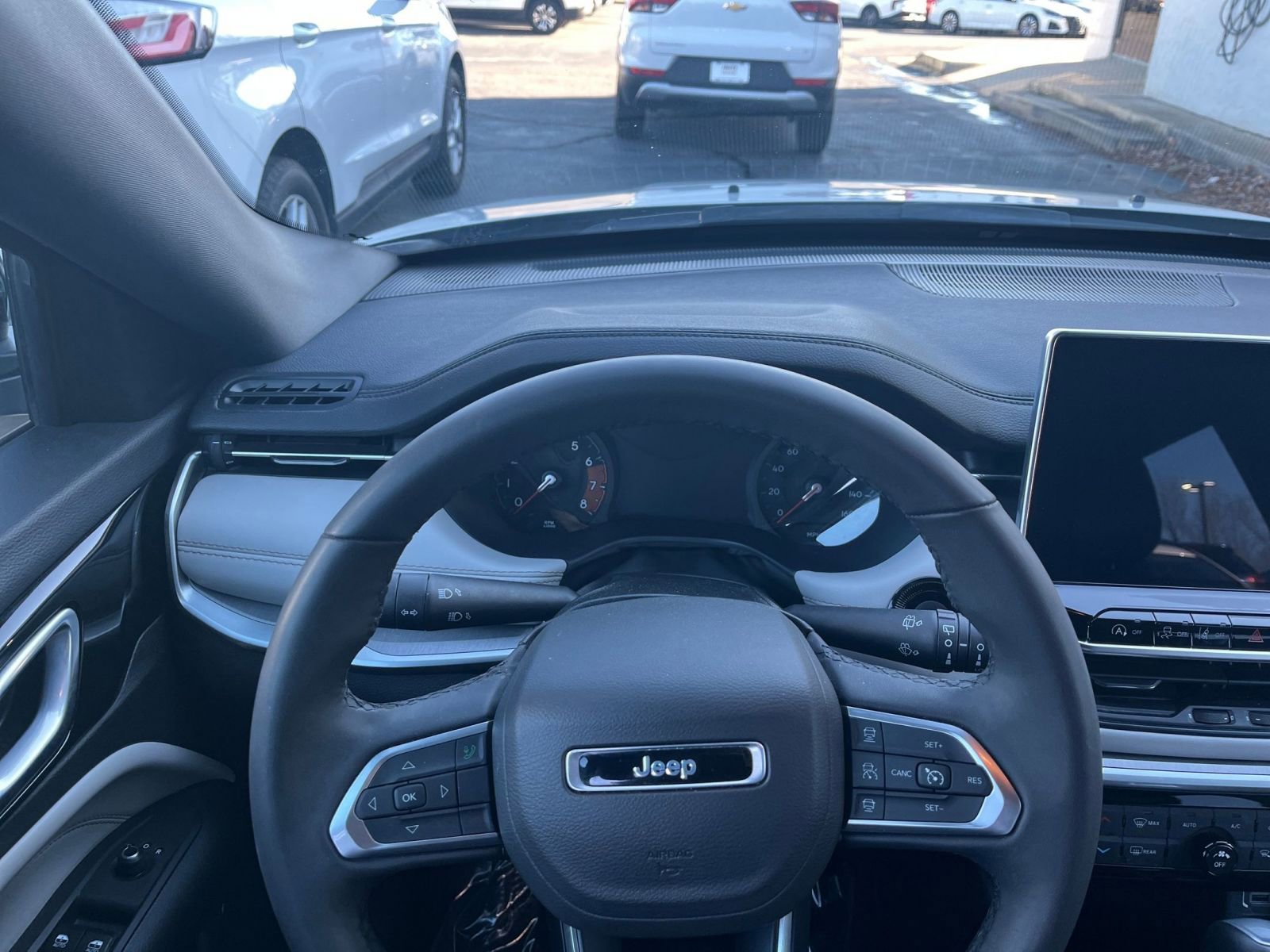 Thumbnail: 2025 Jeep Compass - 29