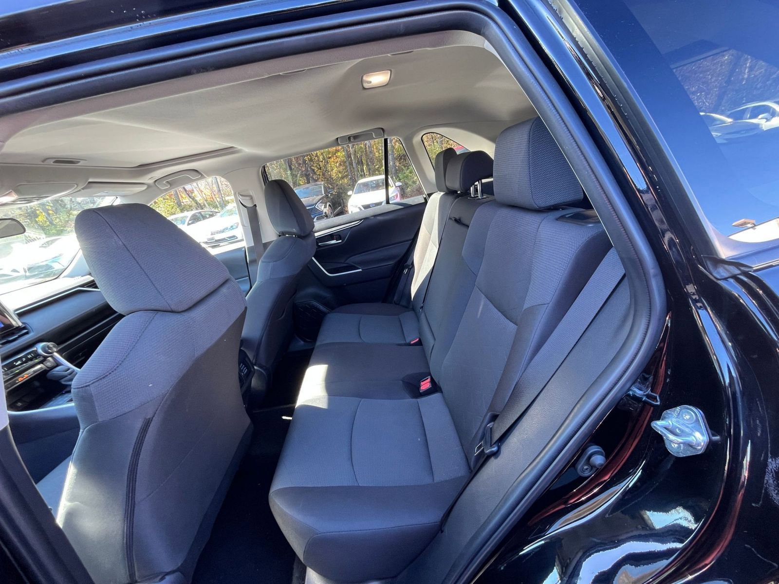 Thumbnail: 2025 Toyota RAV4 - 22