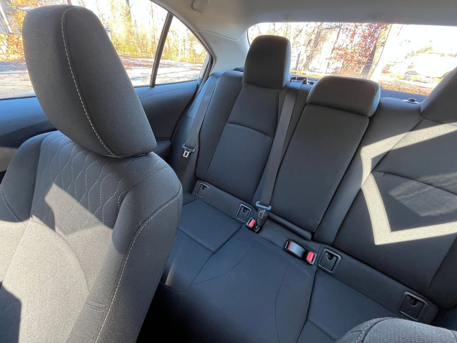 Thumbnail: 2025 Toyota Corolla - 33