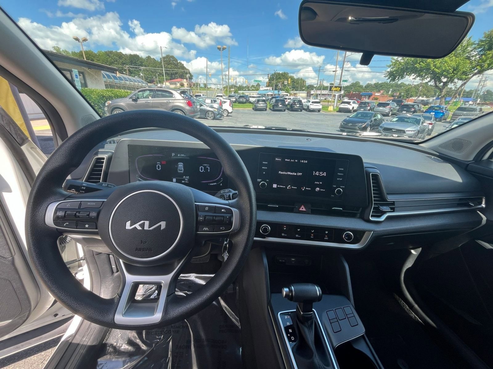 Thumbnail: 2024 Kia Sportage - 30