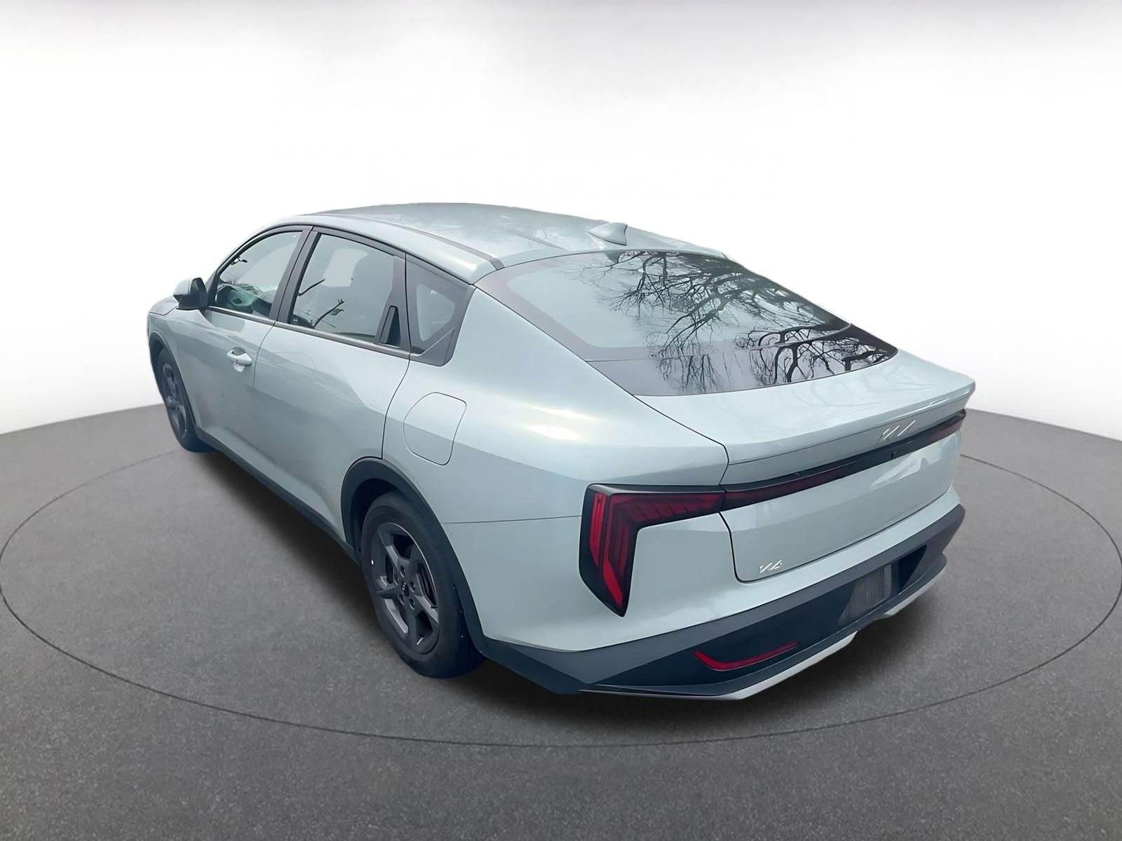 Thumbnail: 2025 Kia K5 - 5