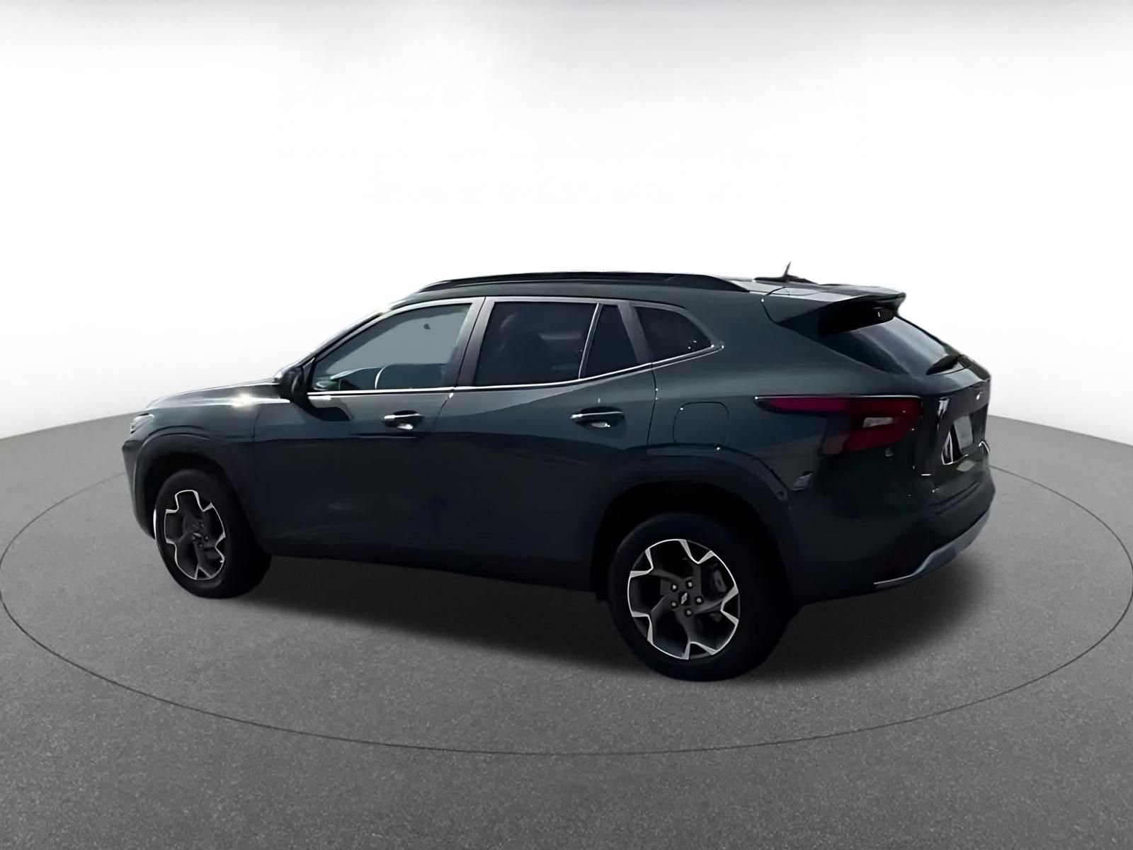 Thumbnail: 2025 Chevrolet Trax - 10
