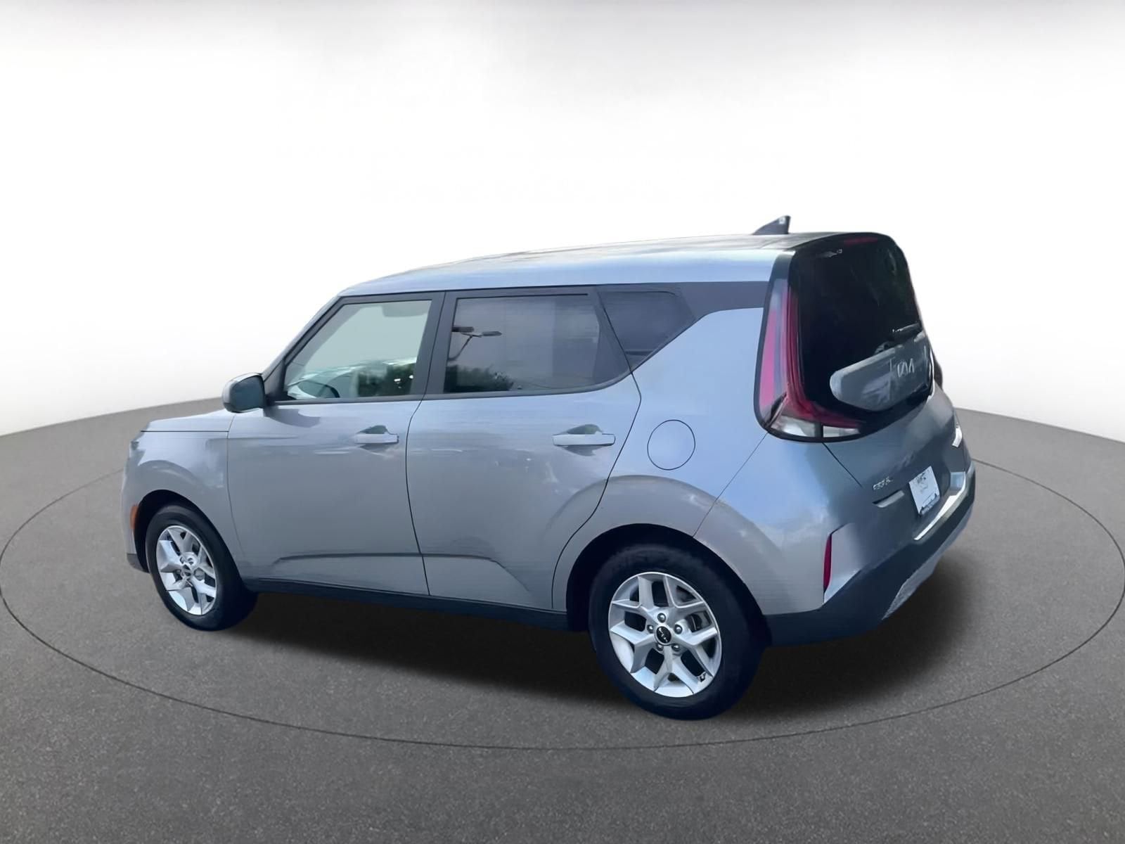 Thumbnail: 2023 Kia Soul - 10