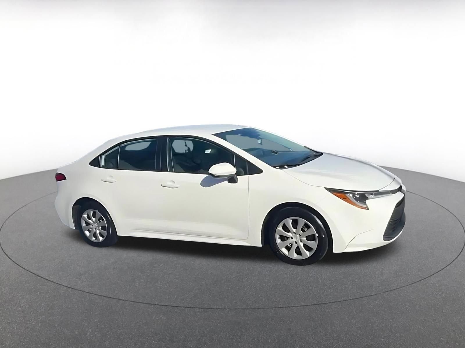 Thumbnail: 2025 Toyota Corolla - 2