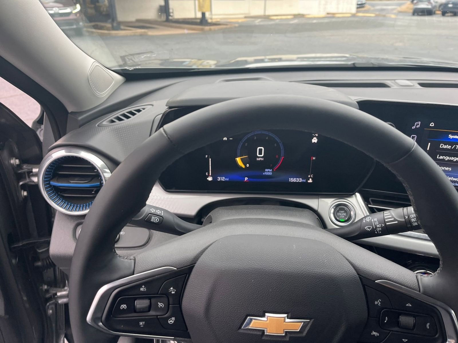 Thumbnail: 2025 Chevrolet Trax - 28