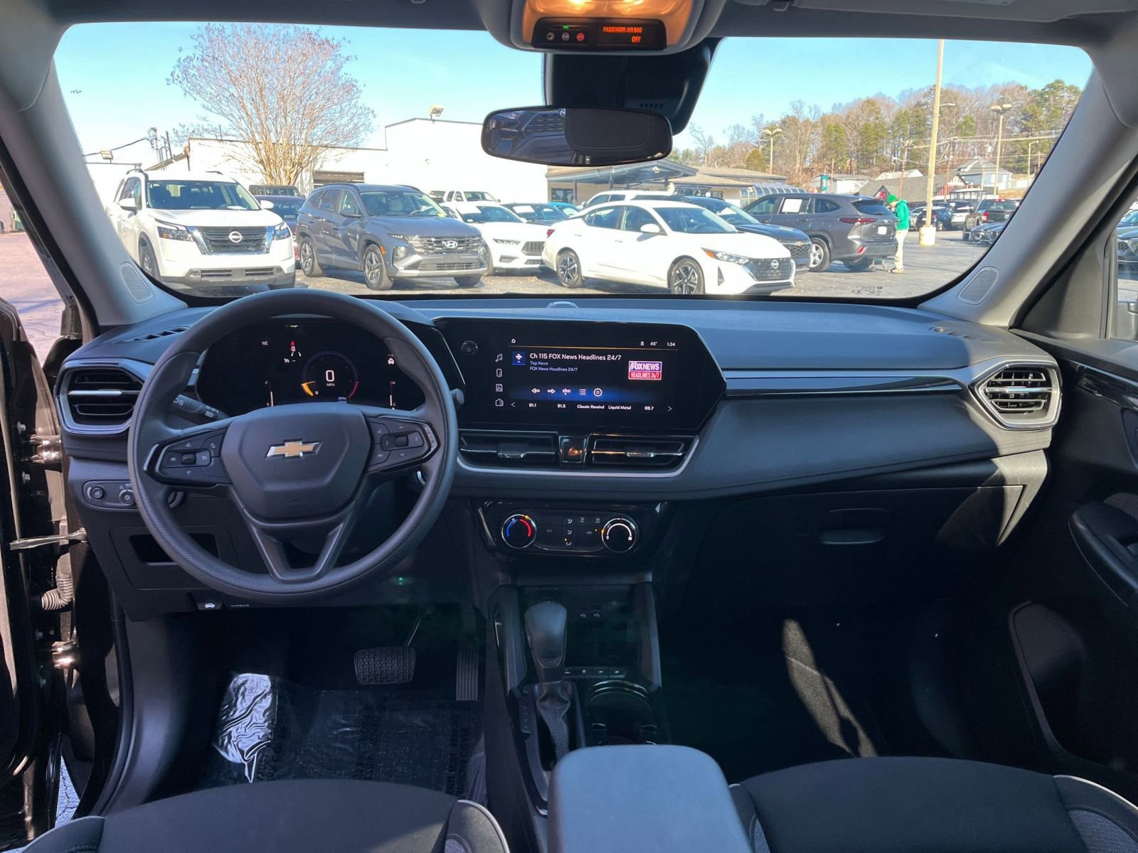 Thumbnail: 2025 Chevrolet TrailBlazer - 27