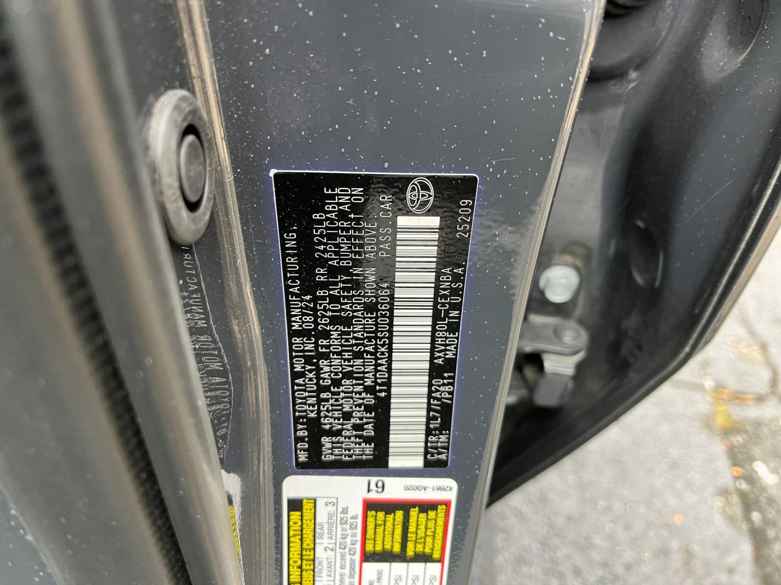 Thumbnail: 2025 Toyota Camry - 24