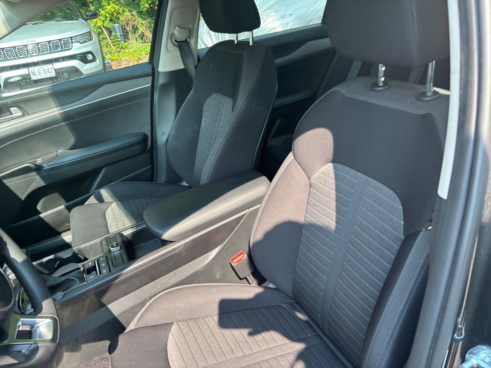 Thumbnail: 2025 Kia K5 - 32
