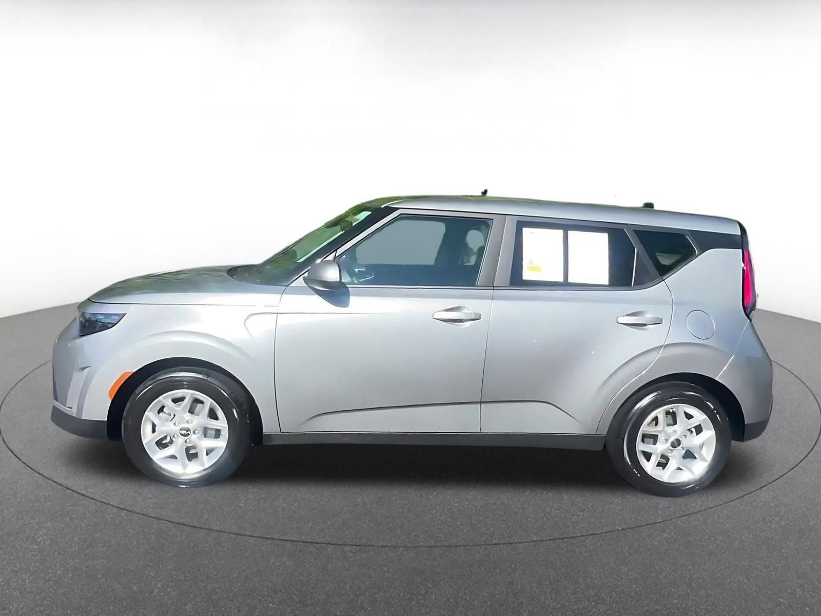 Thumbnail: 2025 Kia Soul - 9