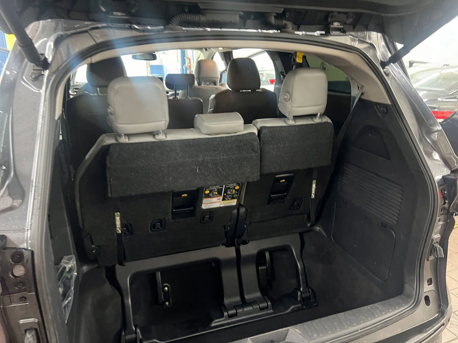 Thumbnail: 2025 Toyota Sienna - 30