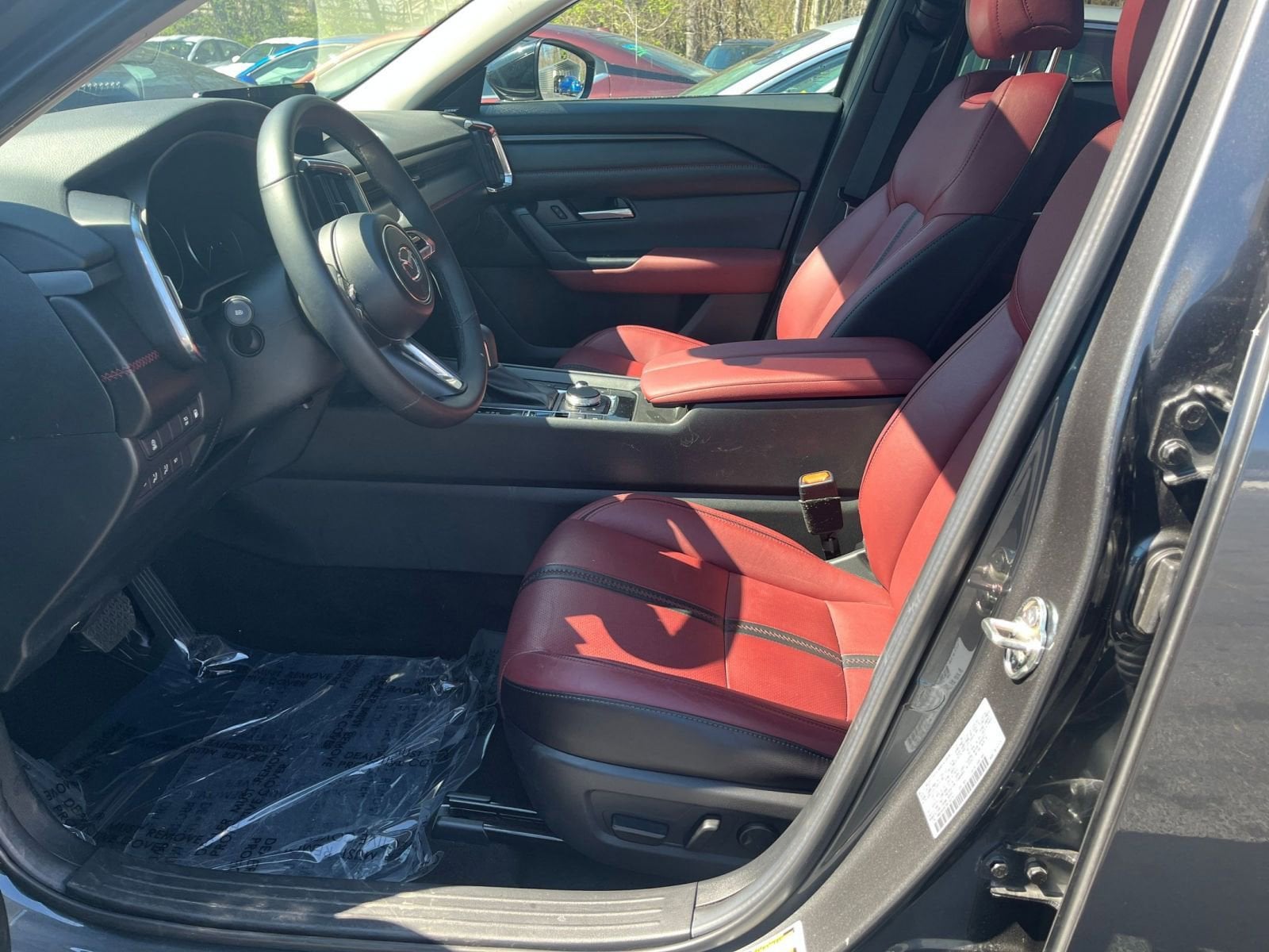 Thumbnail: 2025 Mazda CX-50 - 23