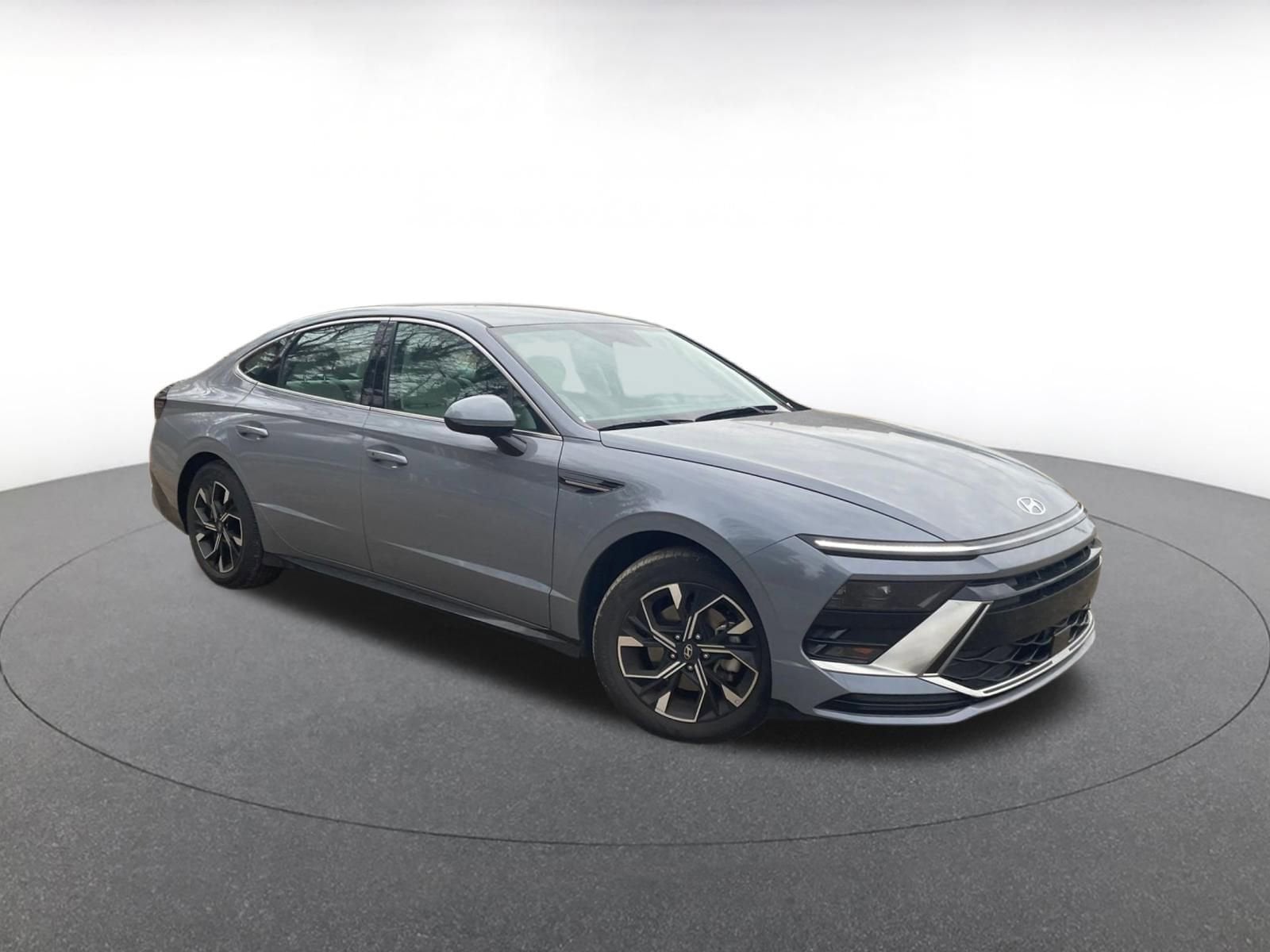 Thumbnail: 2025 Hyundai Sonata - 1