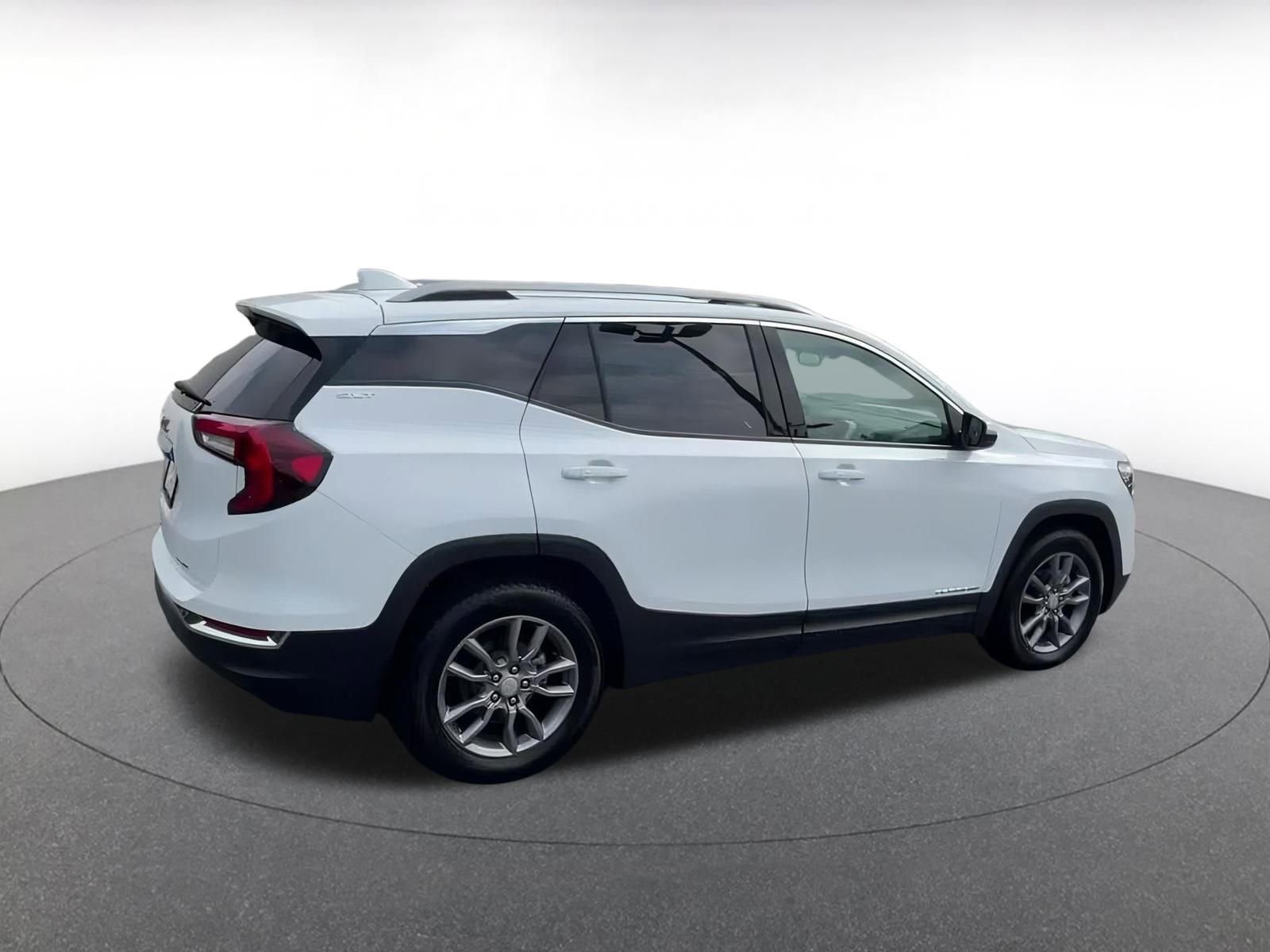2024 GMC Terrain SLT 15