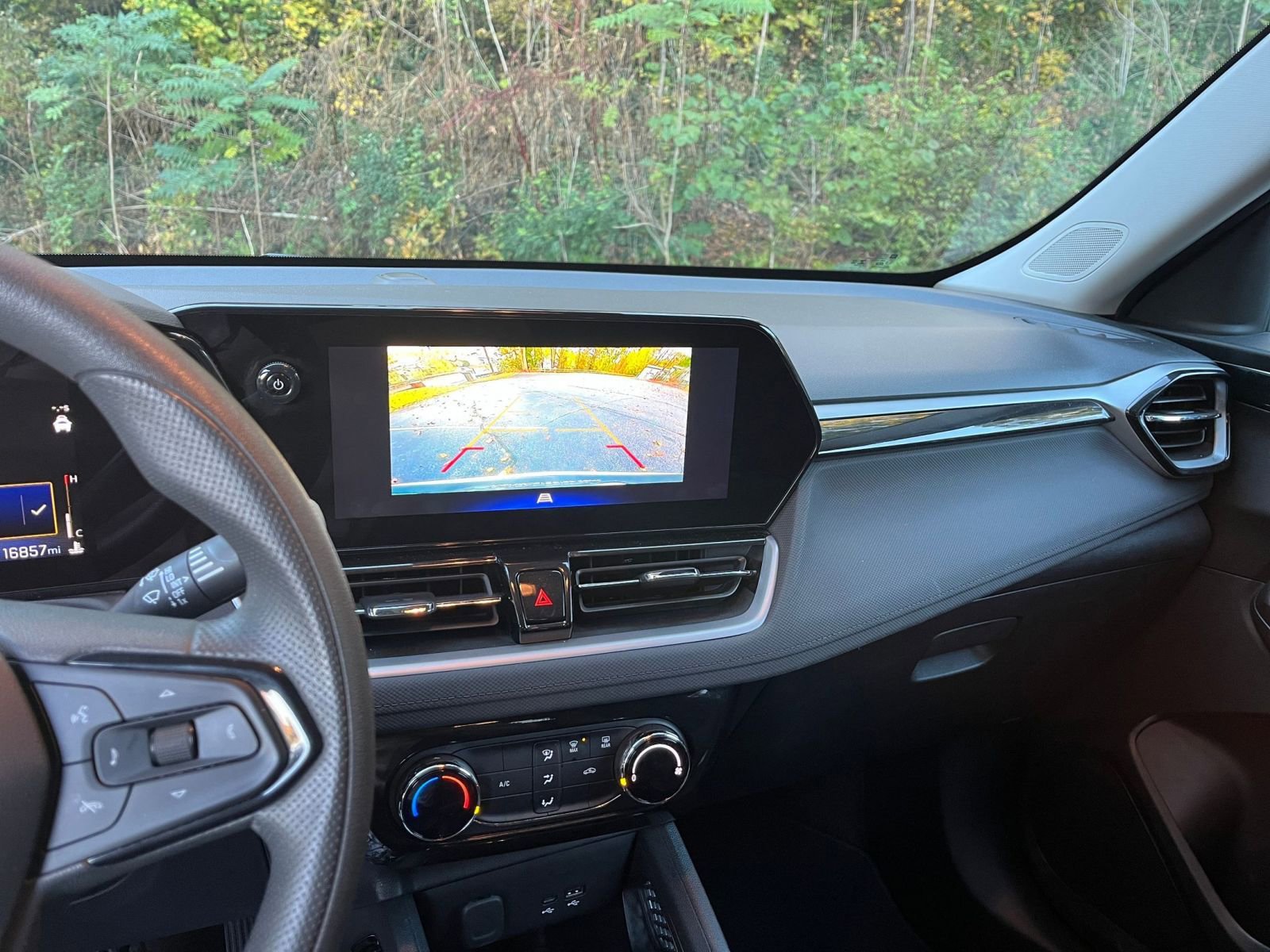 Thumbnail: 2025 Chevrolet TrailBlazer - 17