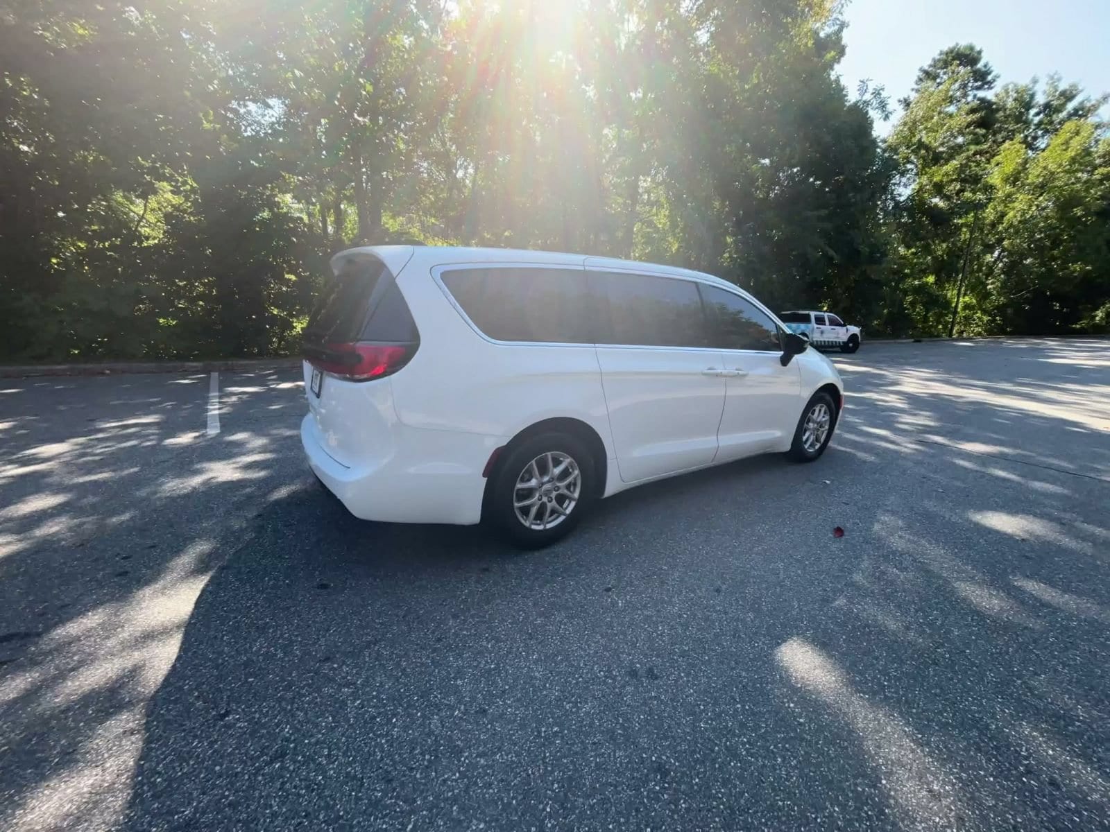 Thumbnail: 2024 Chrysler Pacifica - 14