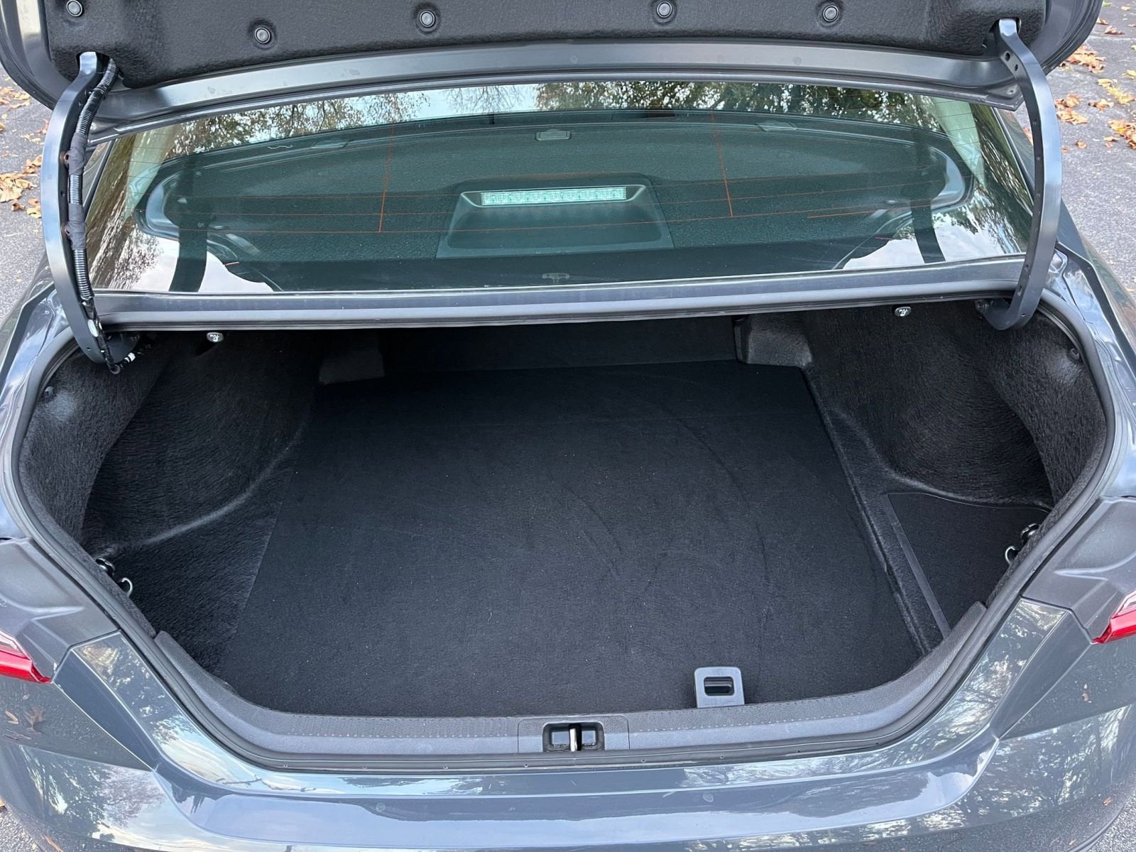 Thumbnail: 2025 Toyota Camry - 27