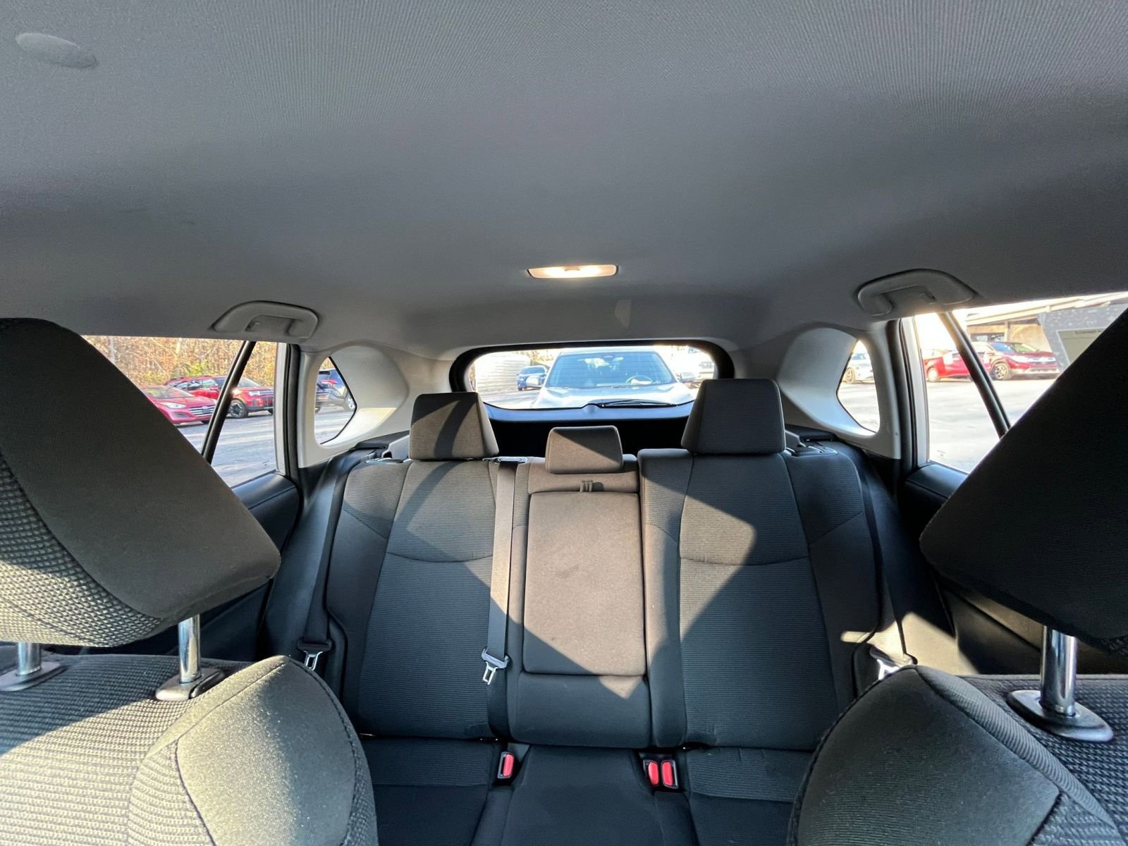 Thumbnail: 2025 Toyota RAV4 - 32