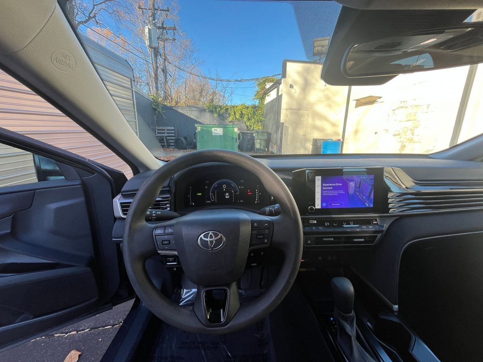 Thumbnail: 2025 Toyota Camry - 29