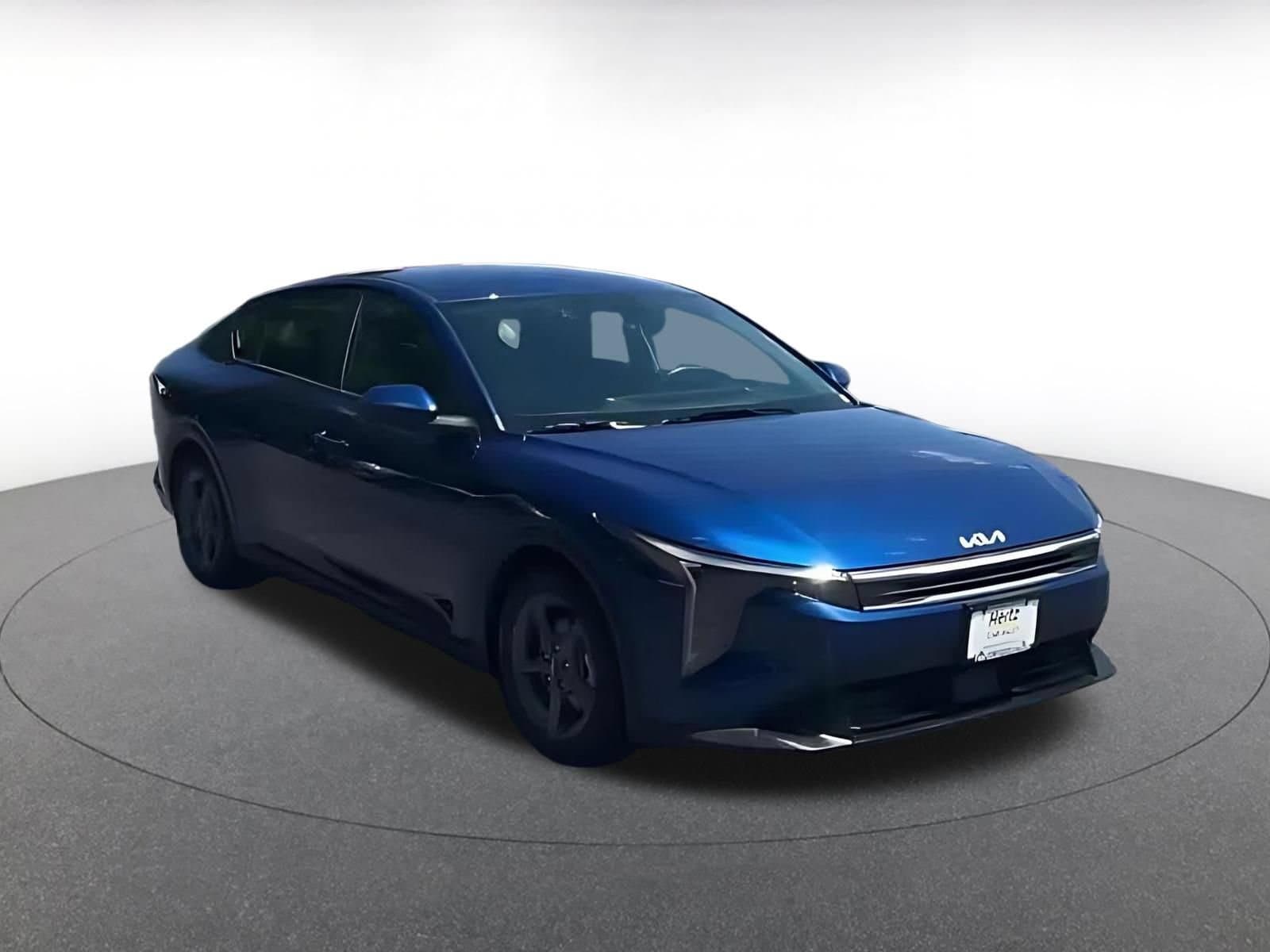 Thumbnail: 2026 Kia K4 - 3